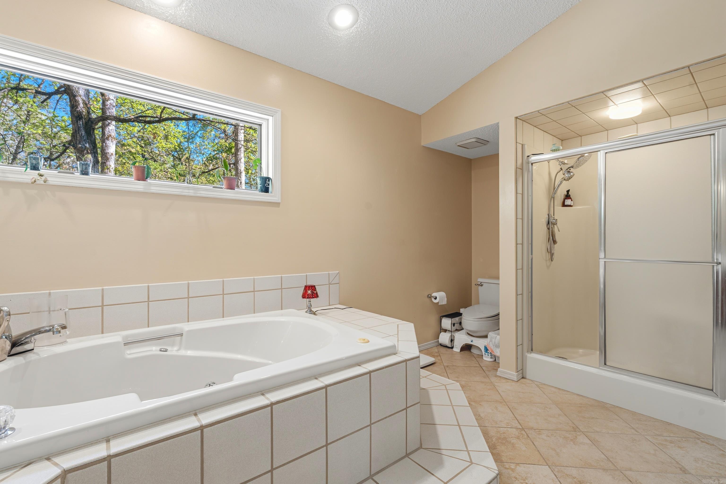 2 Palencia Lane Property Photo 28