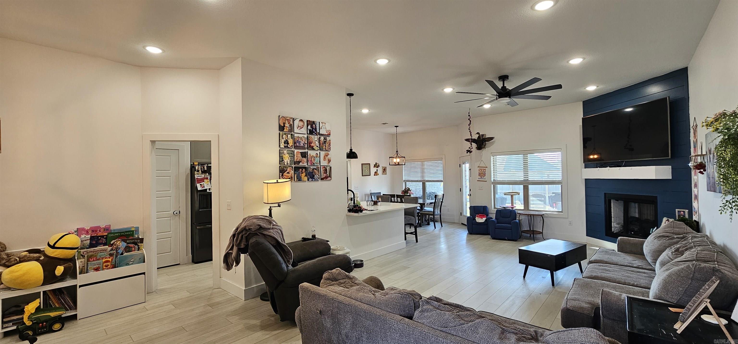 106 Hidden Creek Drive Property Photo 2