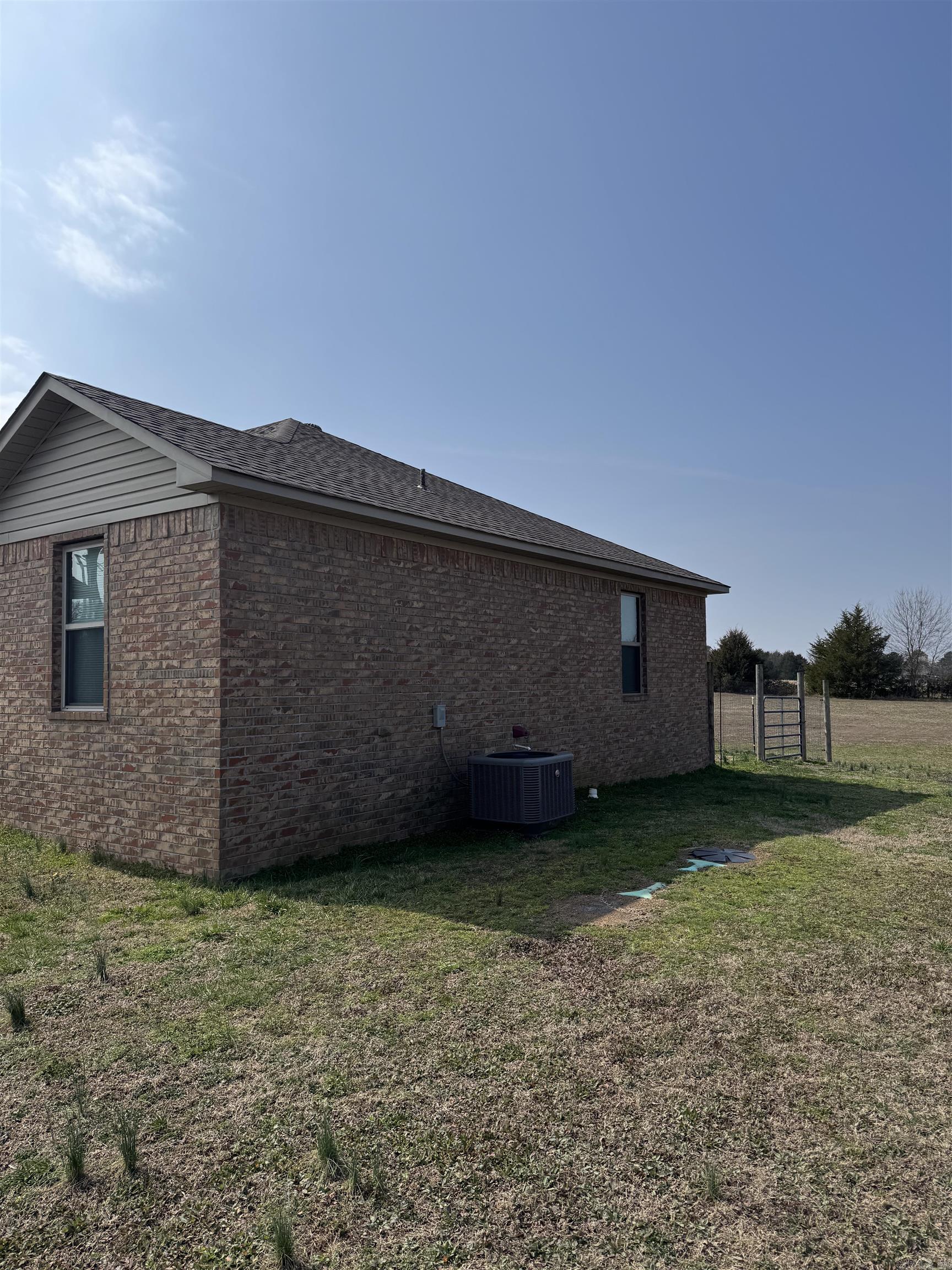 115 Greg Sneed Drive Property Photo 3