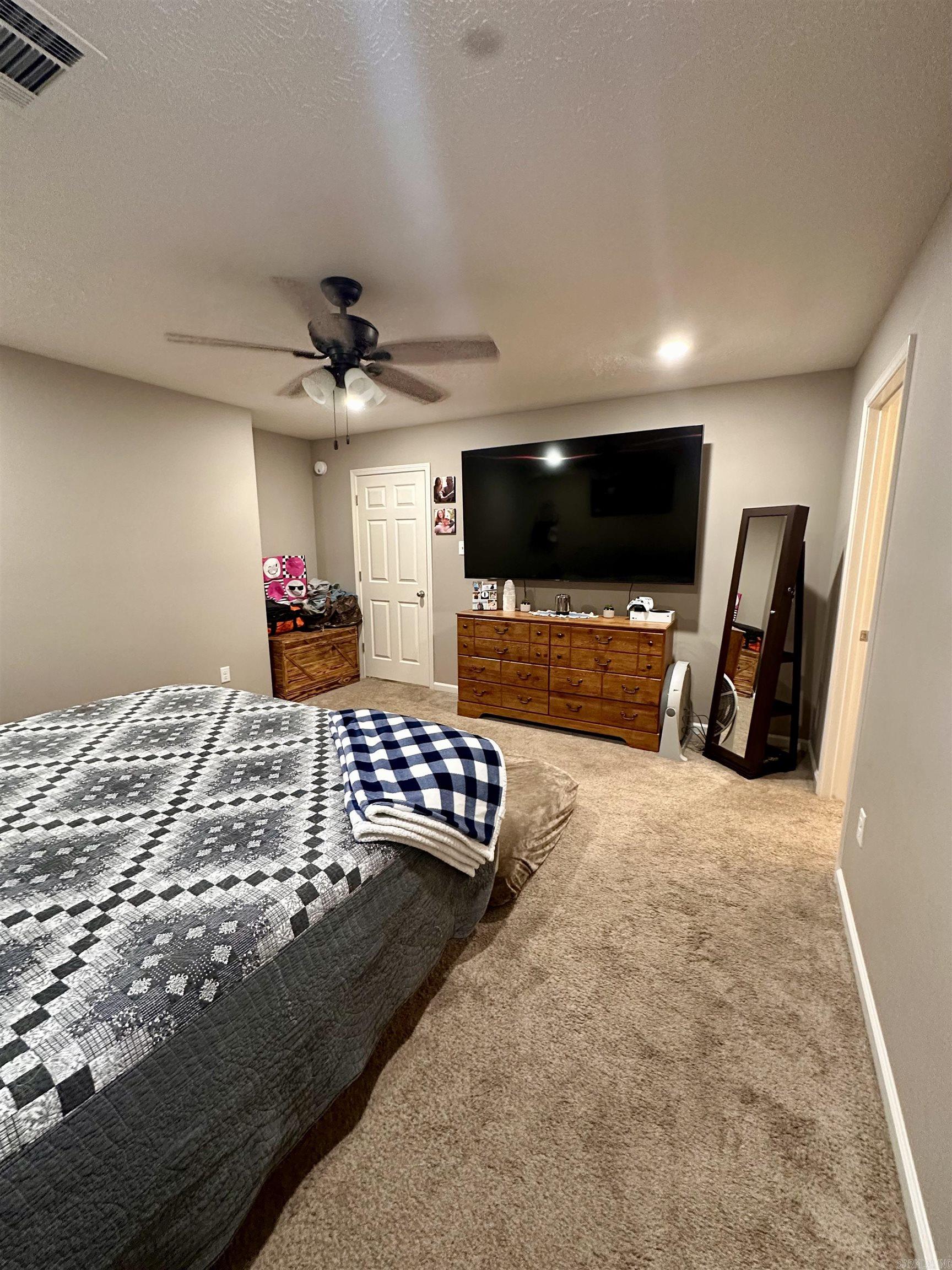 115 Greg Sneed Drive Property Photo 15