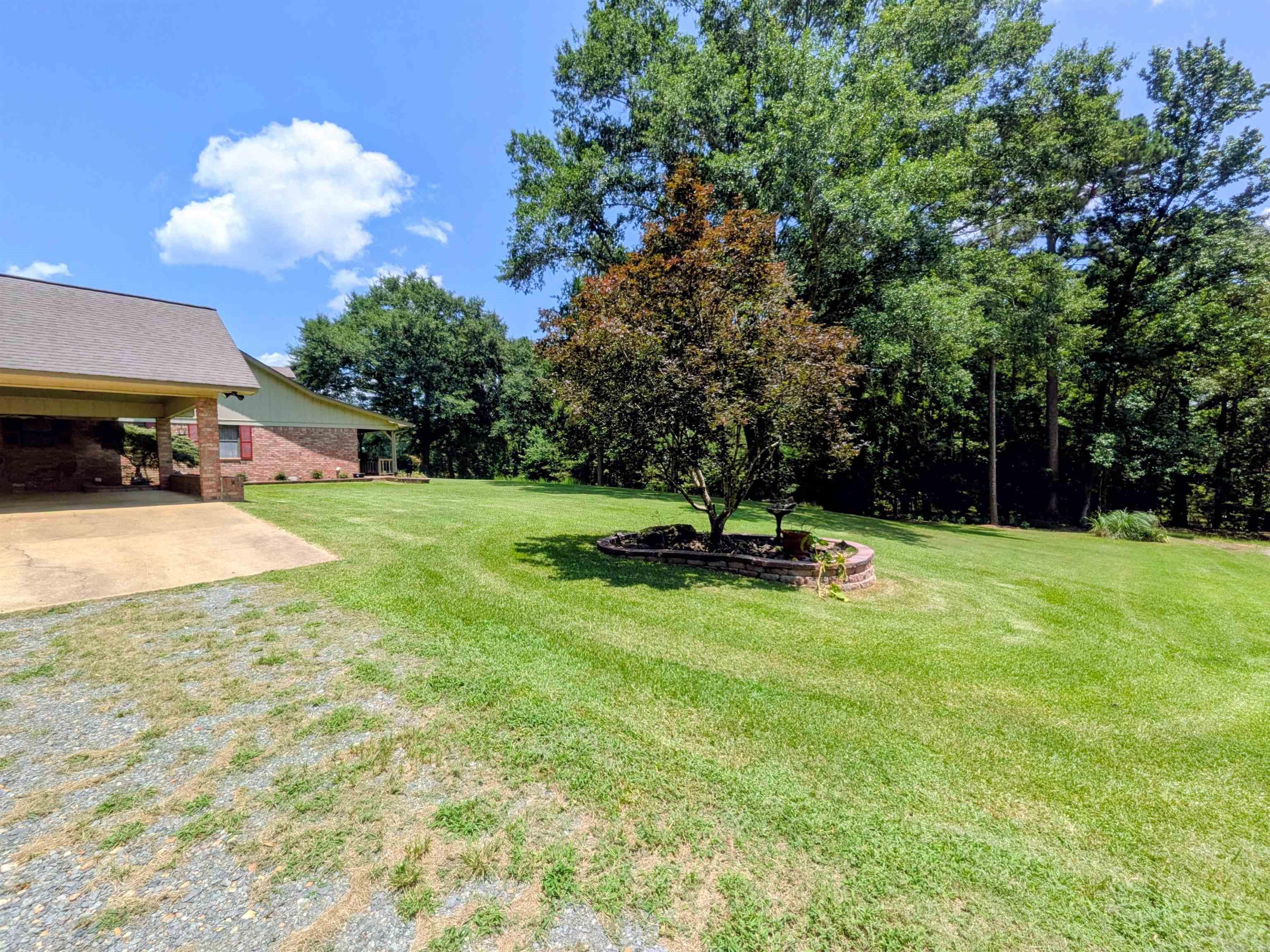2420 Maul Rd. Property Photo 8