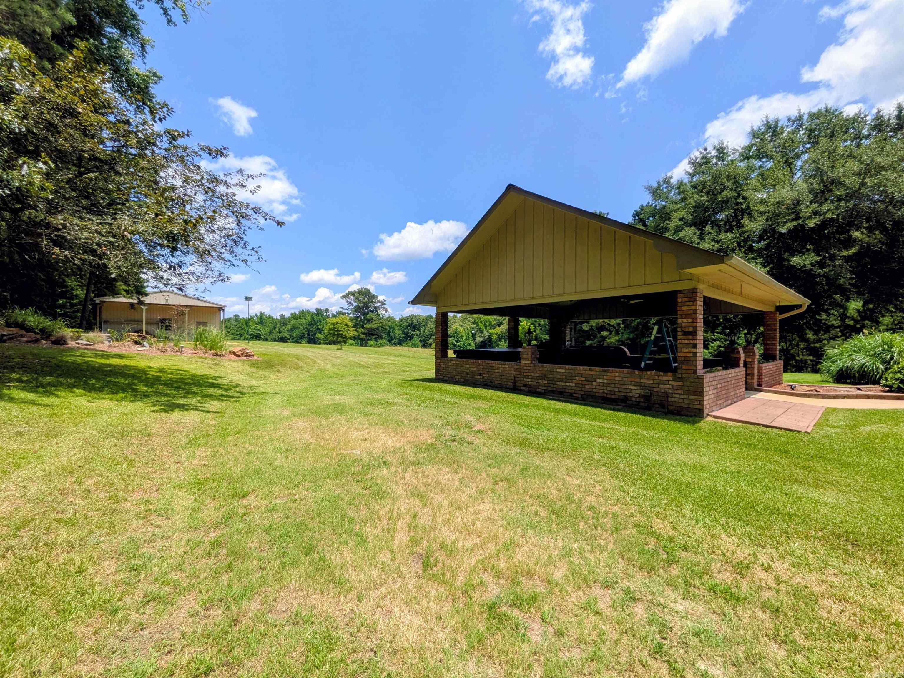 2420 Maul Rd. Property Photo 17