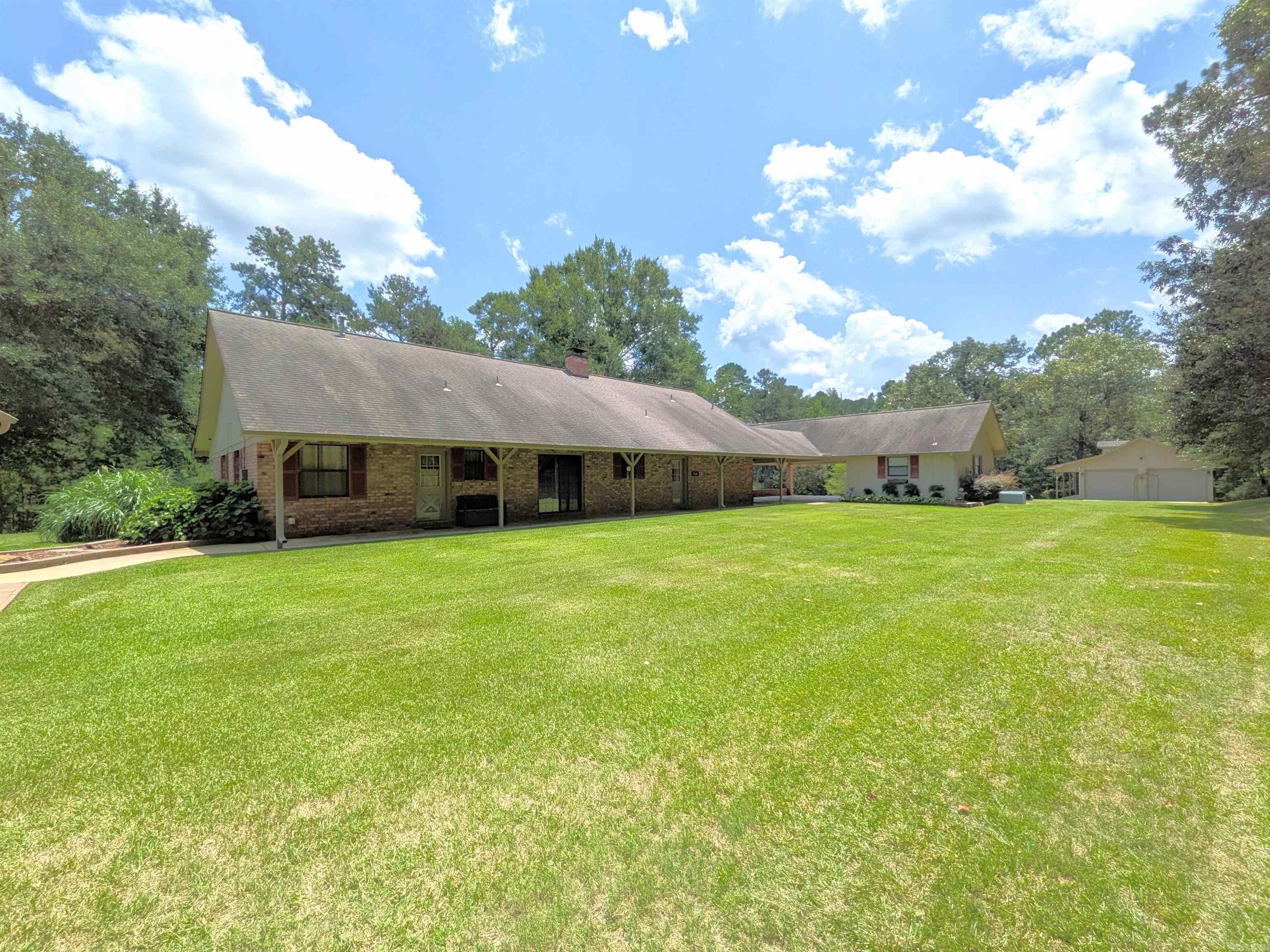 2420 Maul Rd. Property Photo 18