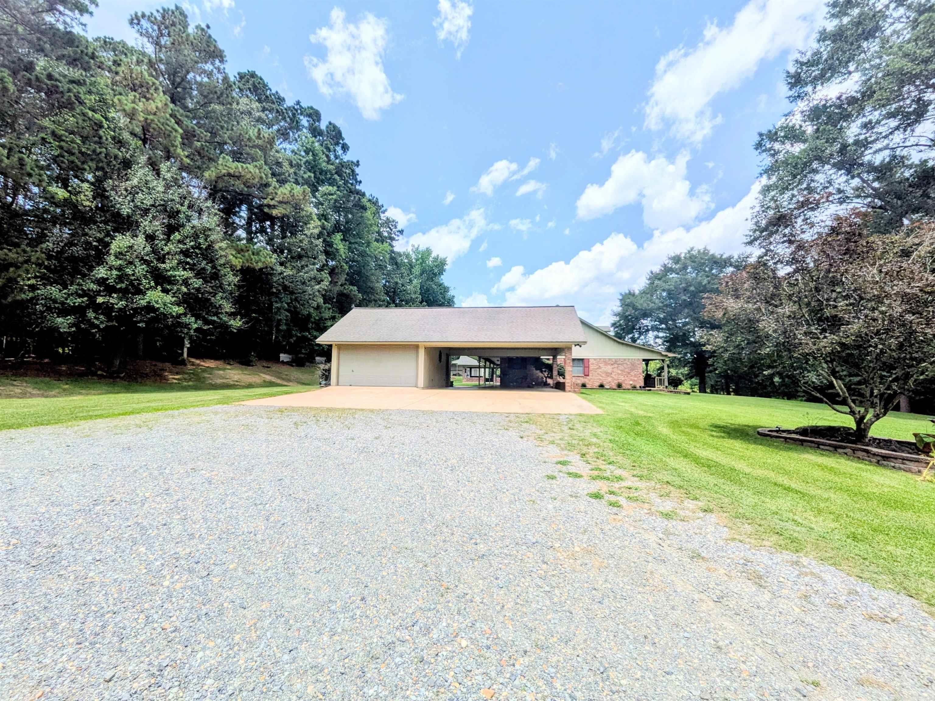 2420 Maul Rd. Property Photo 36