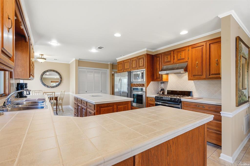 270 Housley Point F Property Photo 11