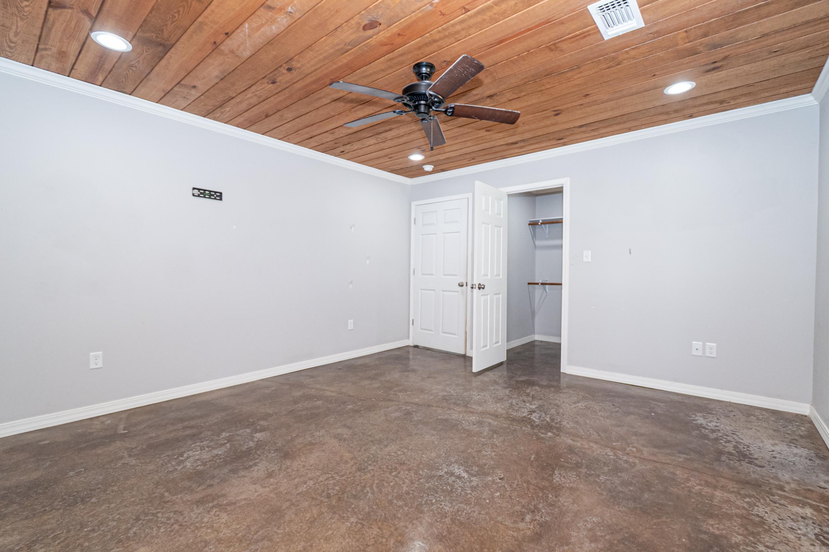 5842 Grayce Lane Property Photo 24