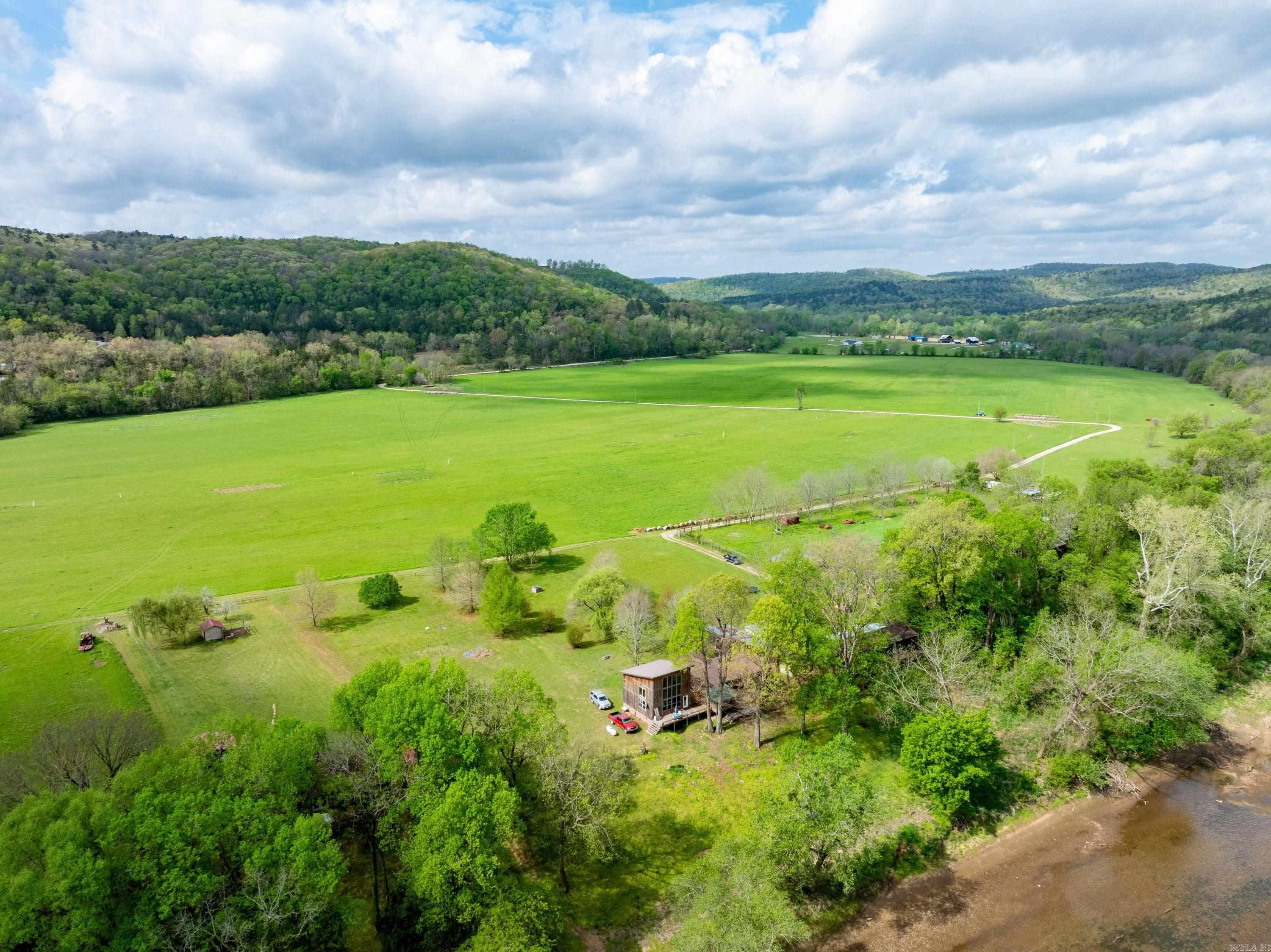 681 Jellon Drive Property Photo 4