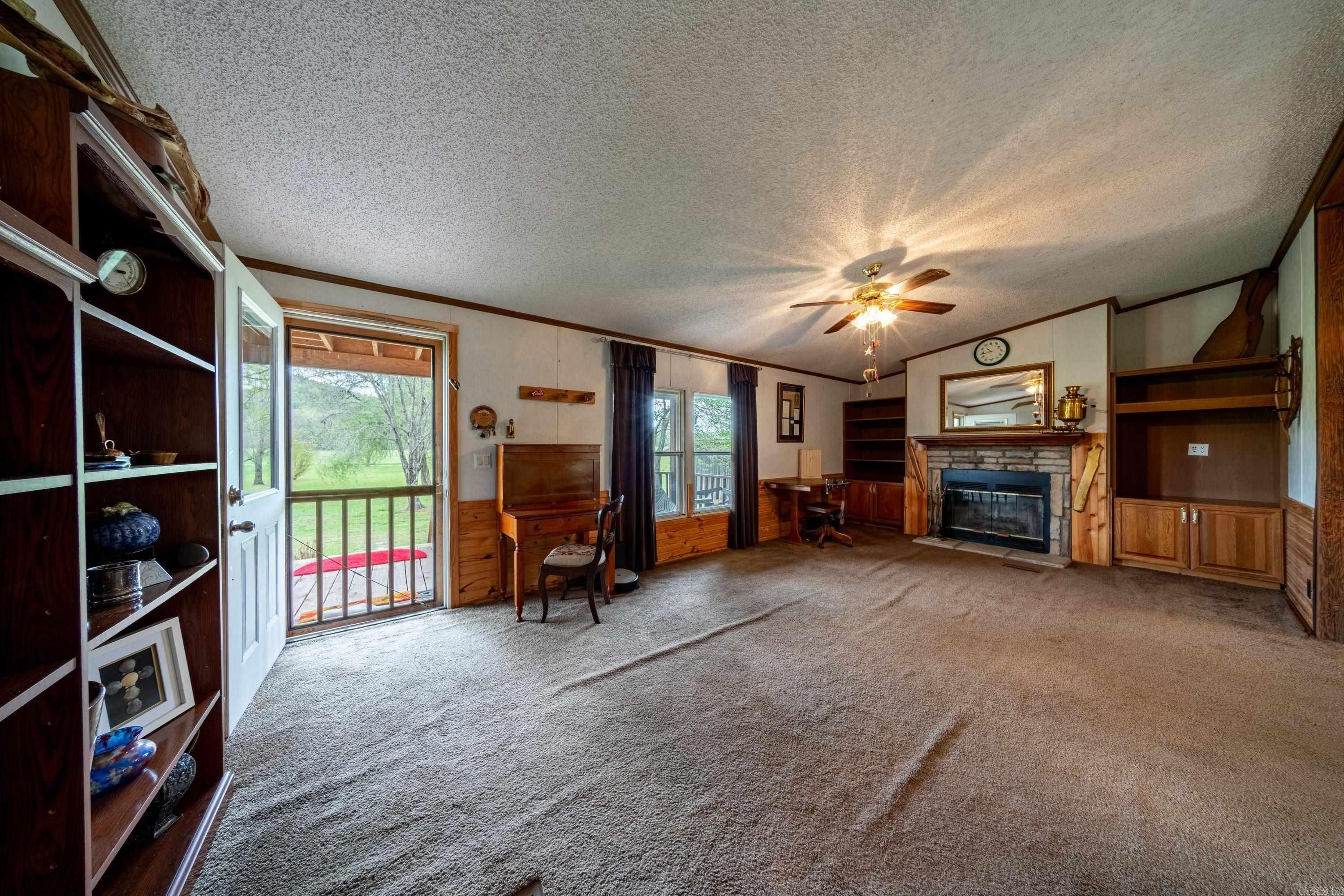 681 Jellon Drive Property Photo 6