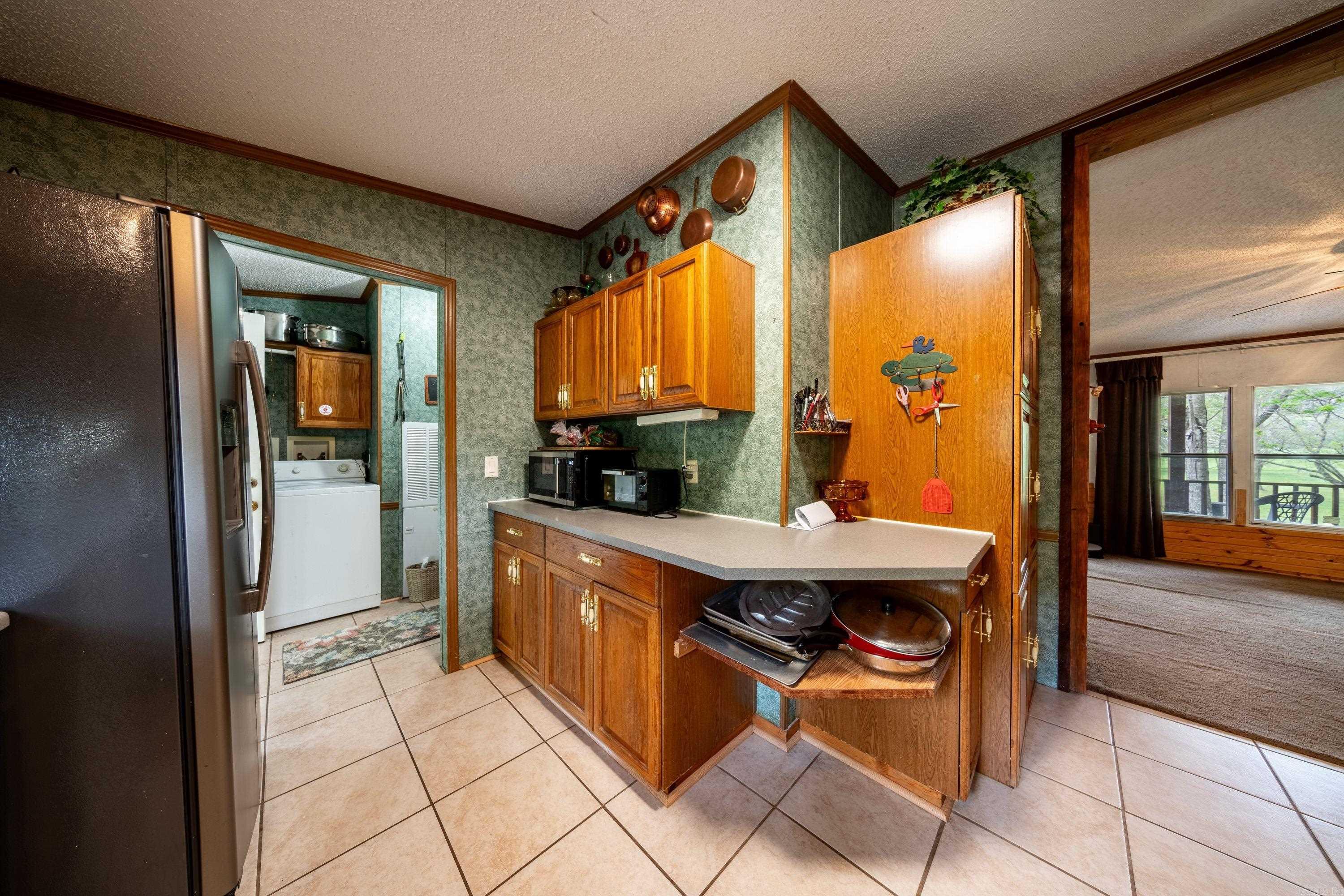 681 Jellon Drive Property Photo 9