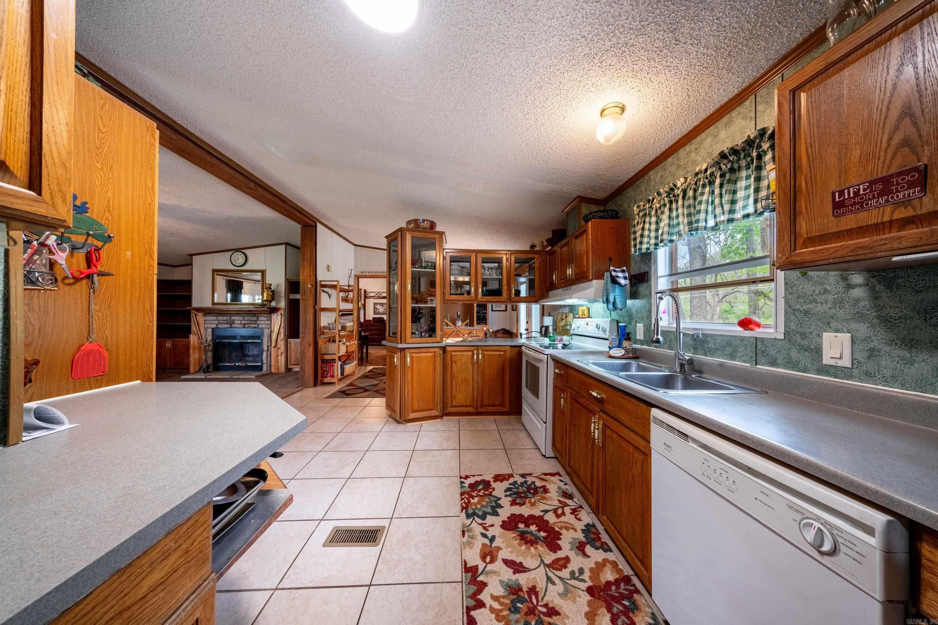681 Jellon Drive Property Photo 10