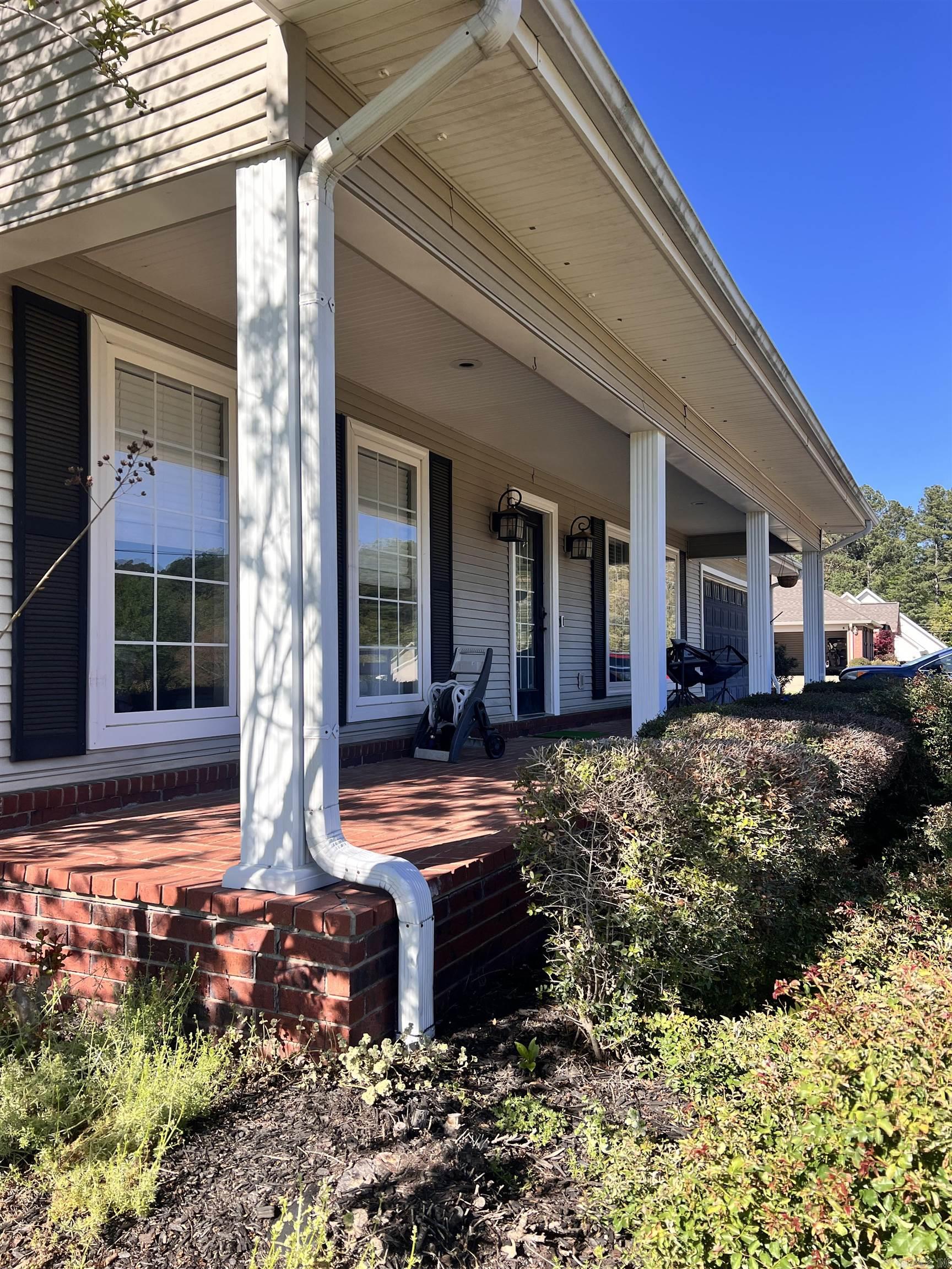 130 Day Drive Property Photo 3