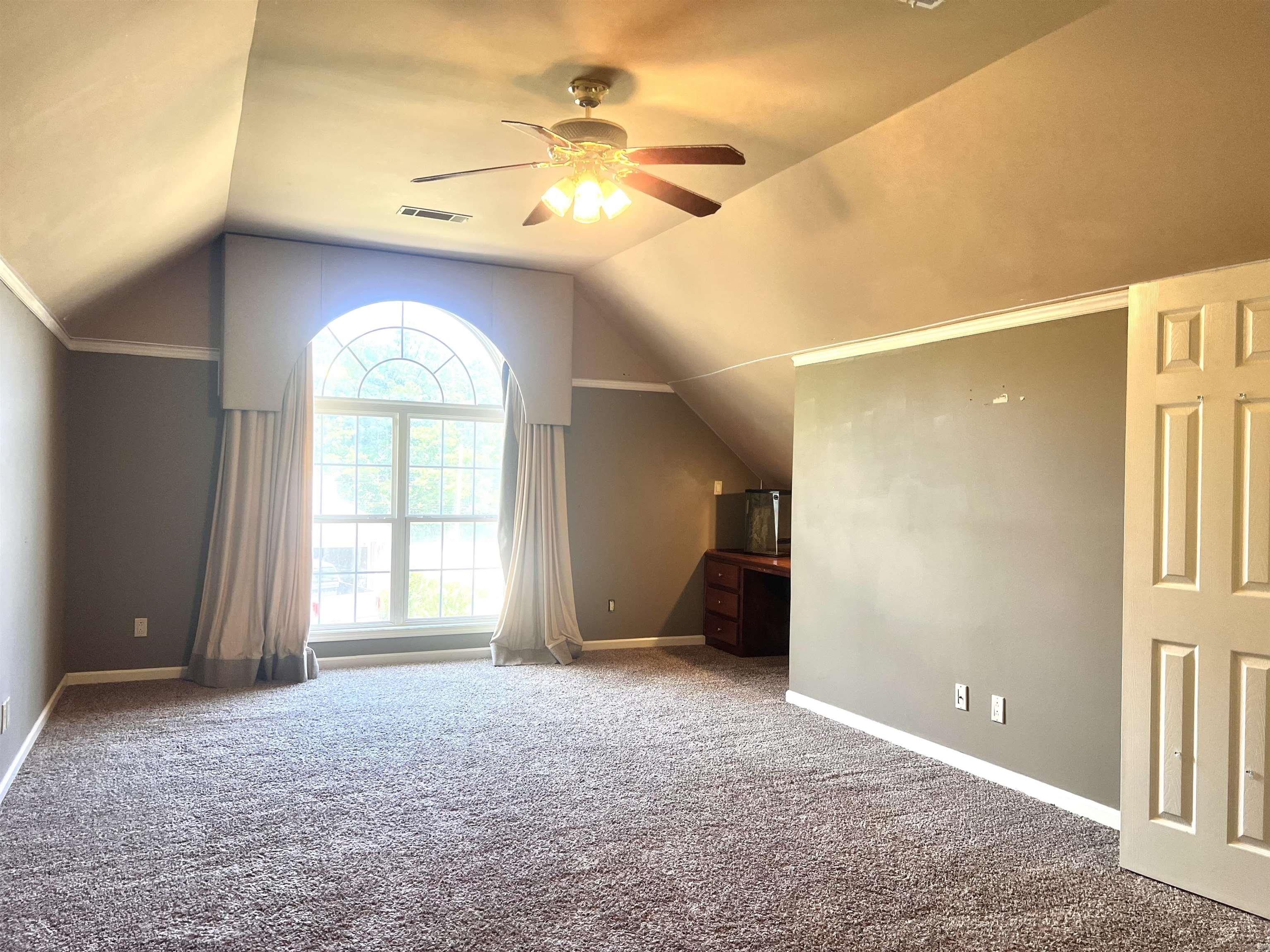 130 Day Drive Property Photo 23