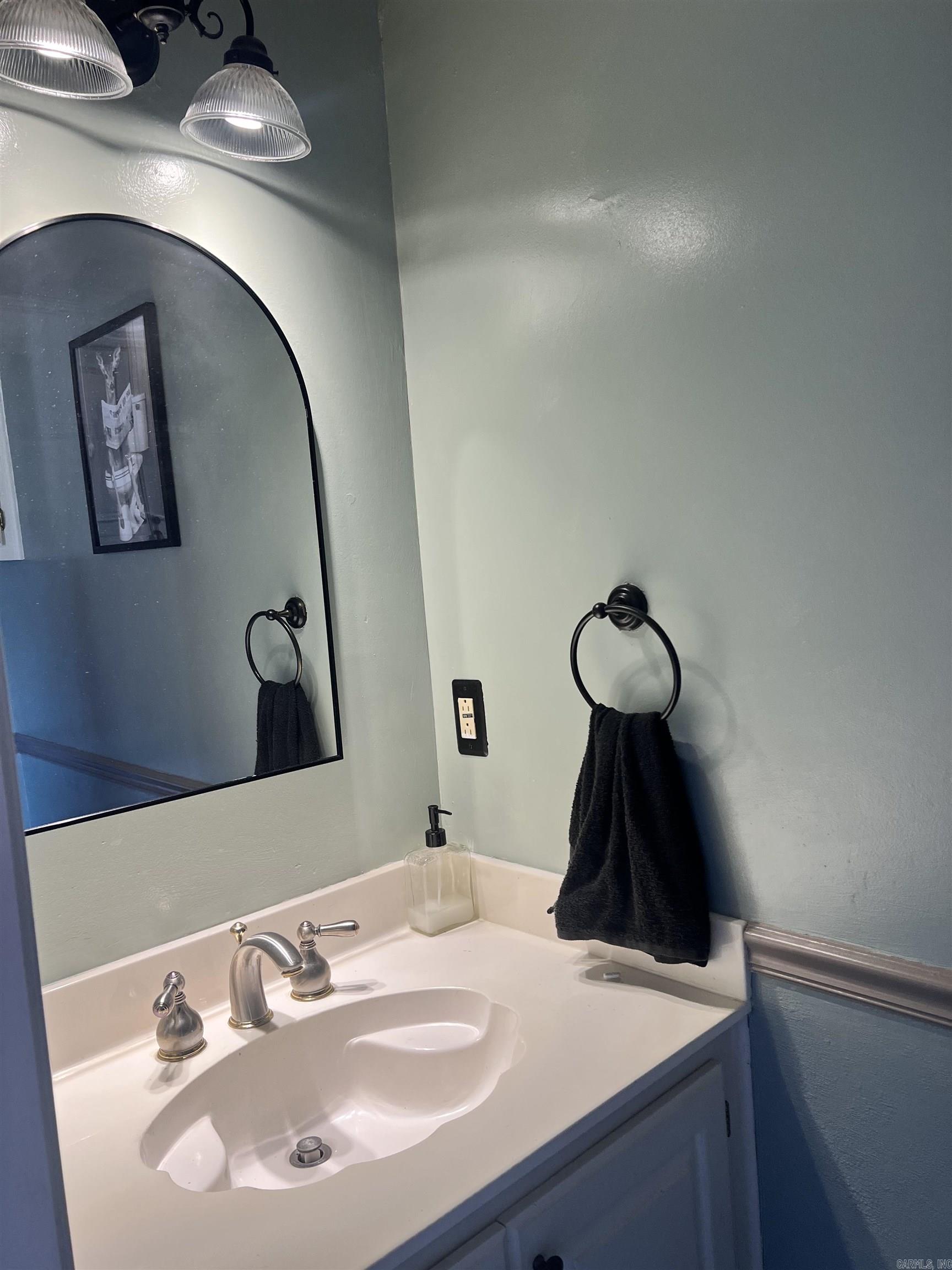 130 Day Drive Property Photo 27