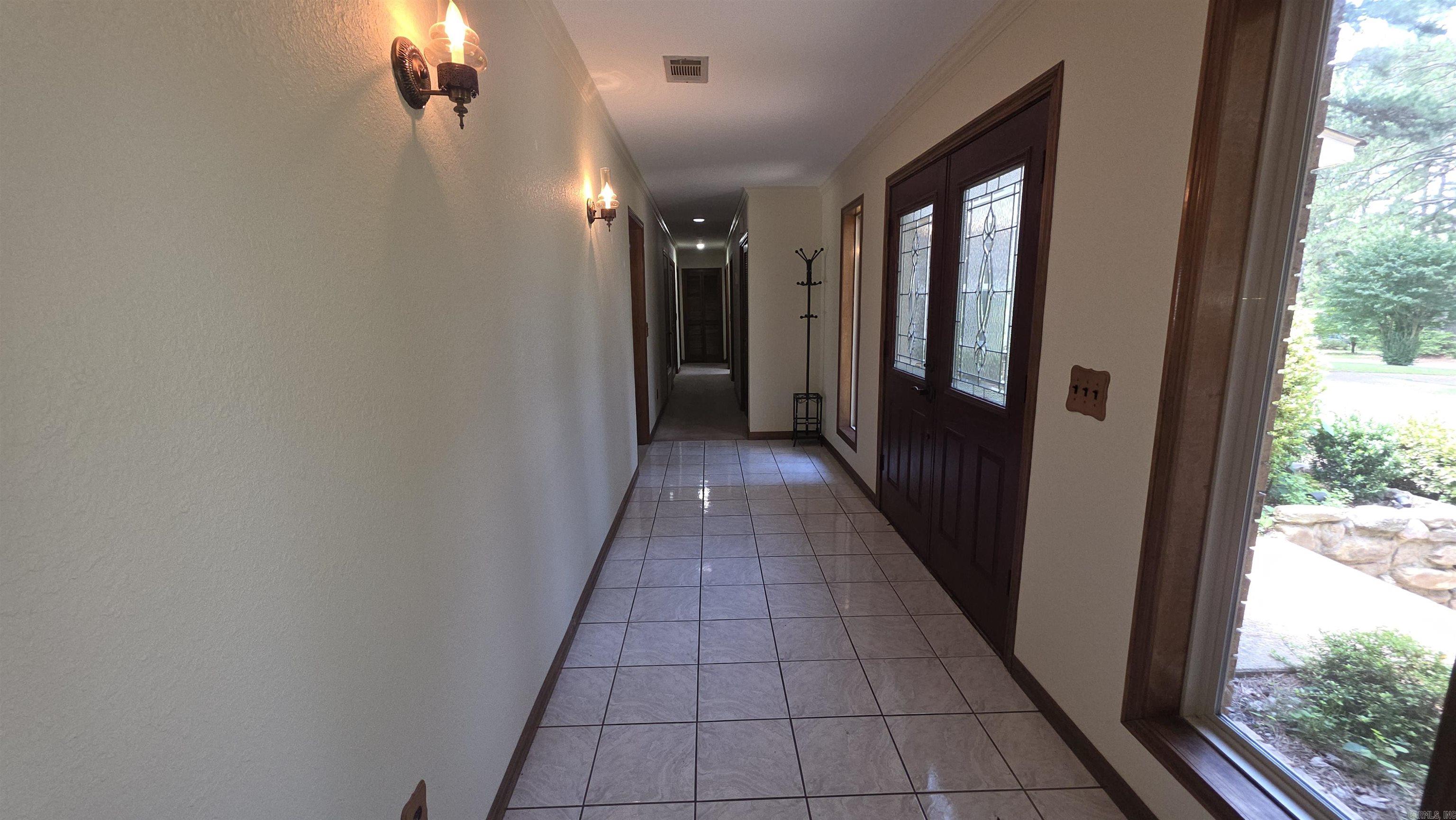 607 Old Post Road Property Photo 12