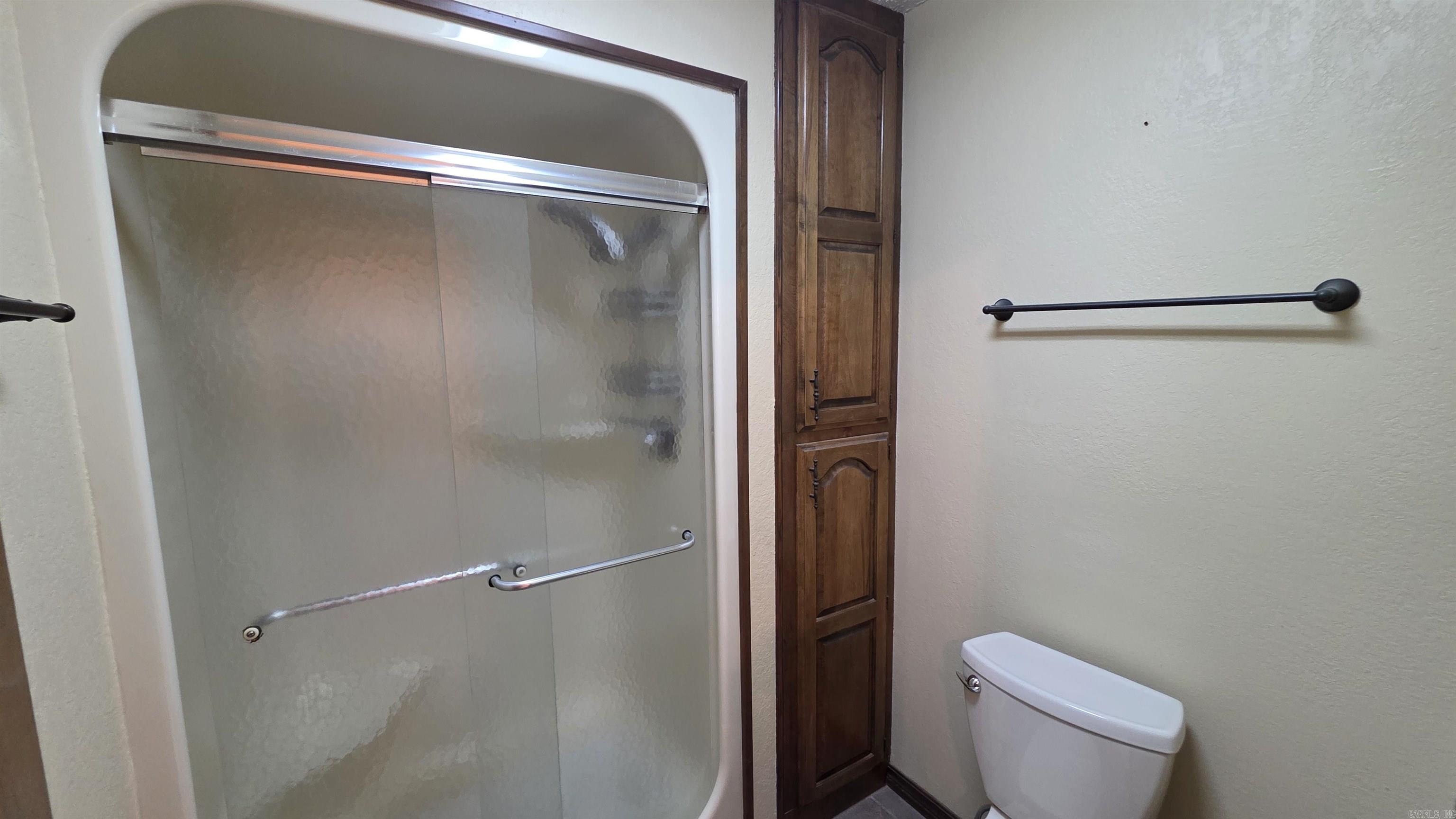 607 Old Post Road Property Photo 22