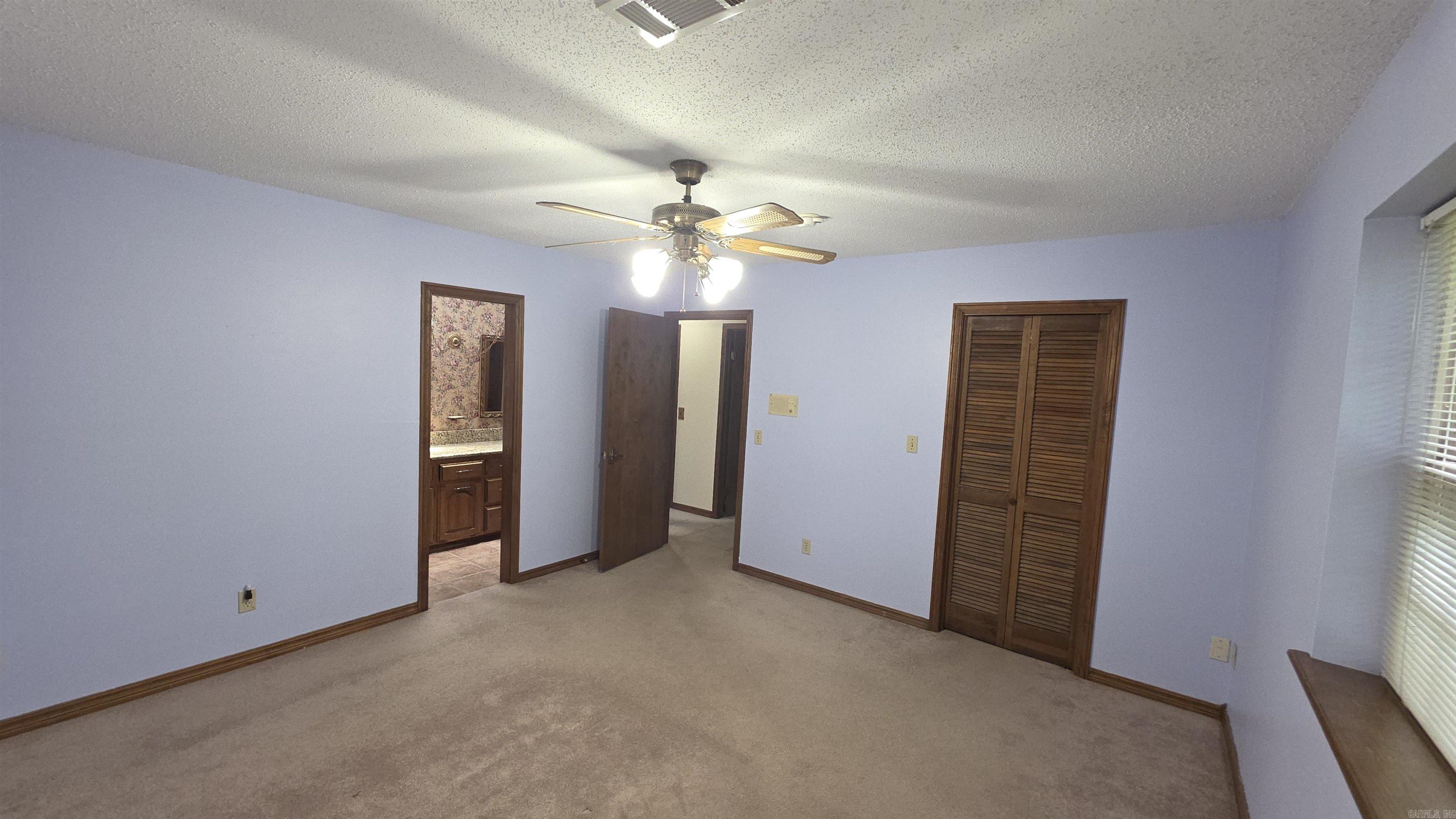 607 Old Post Road Property Photo 23