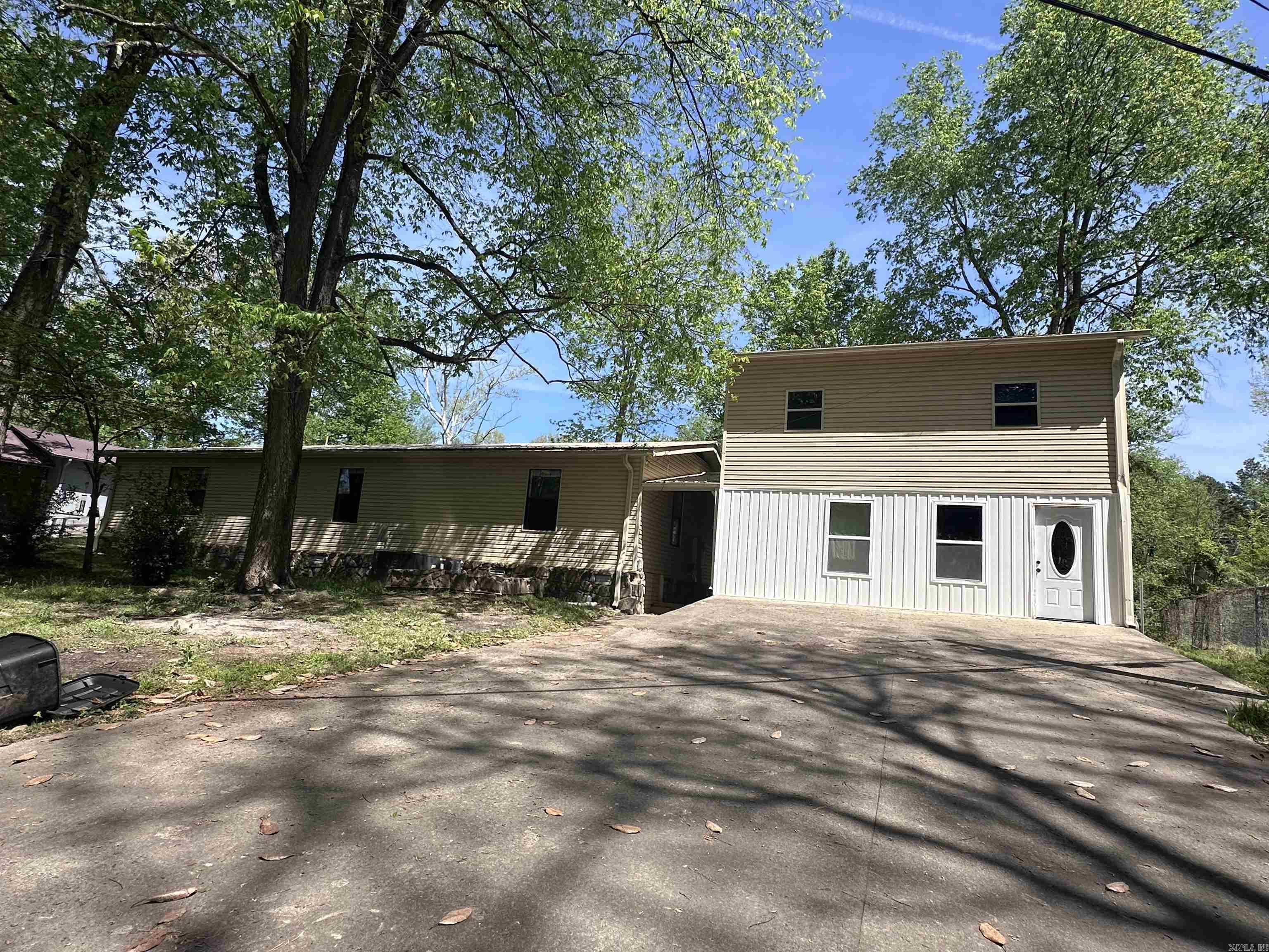 19 Riverside Lane Property Photo 1