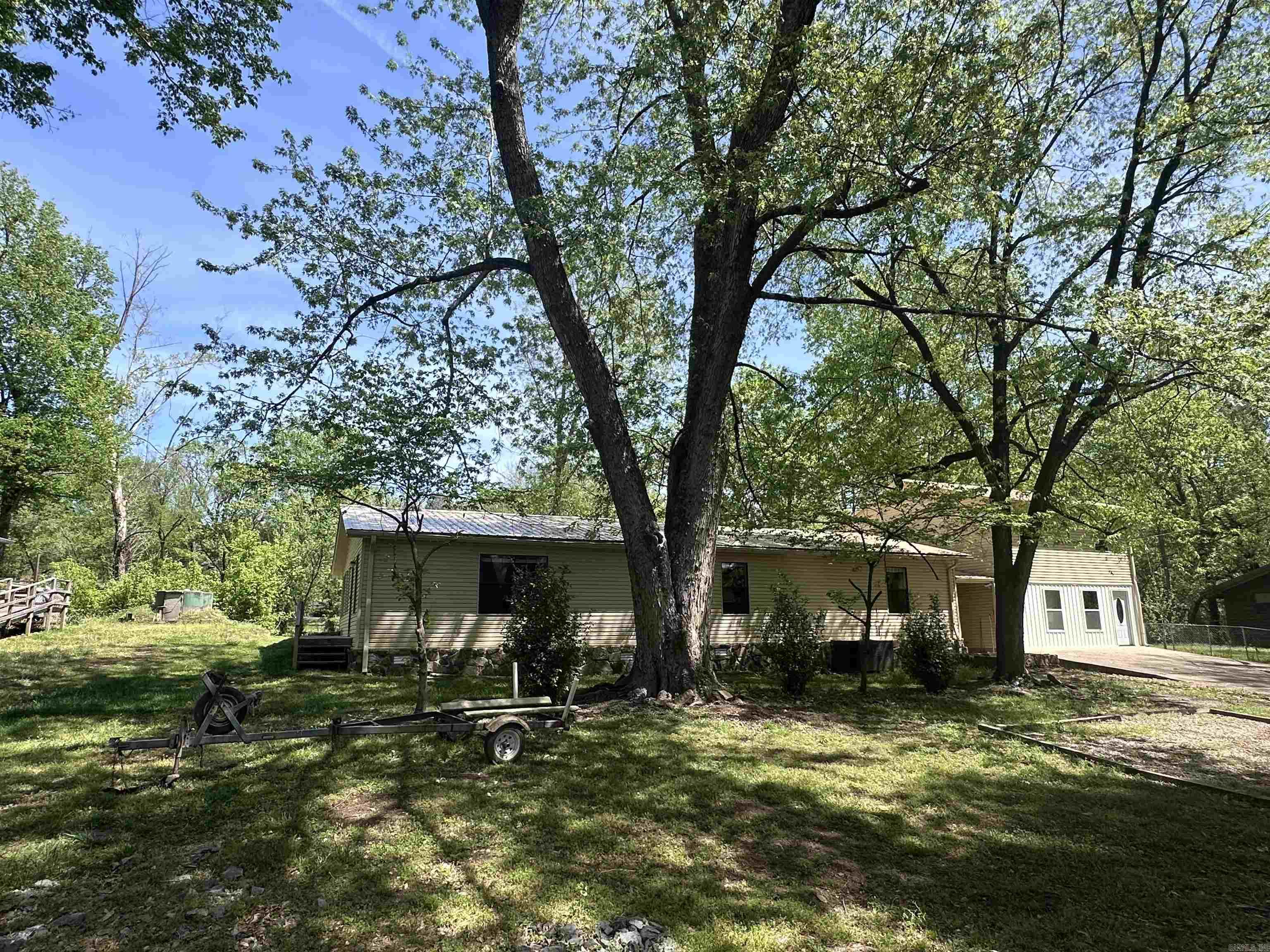 19 Riverside Lane Property Photo 2