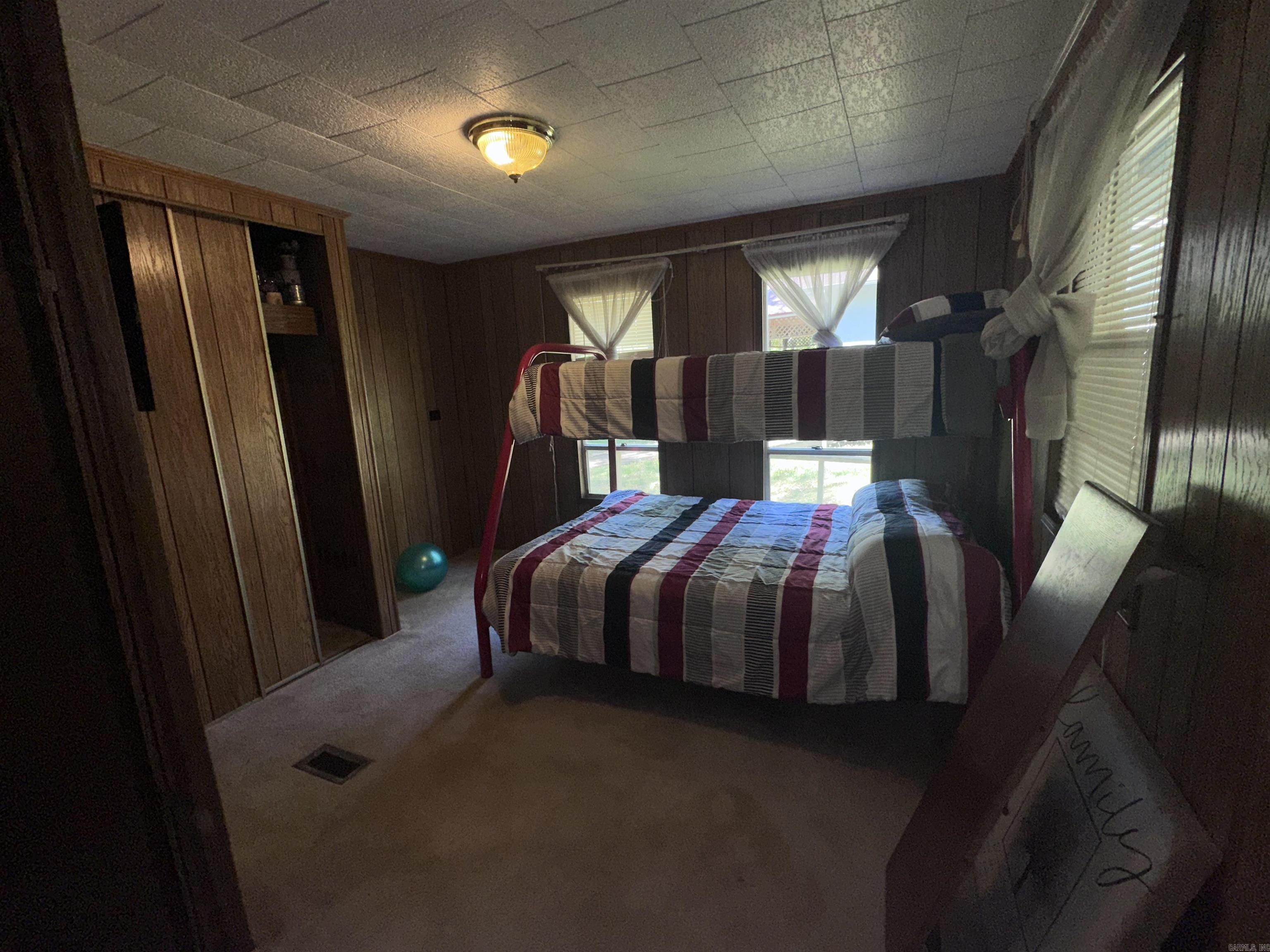 19 Riverside Lane Property Photo 20