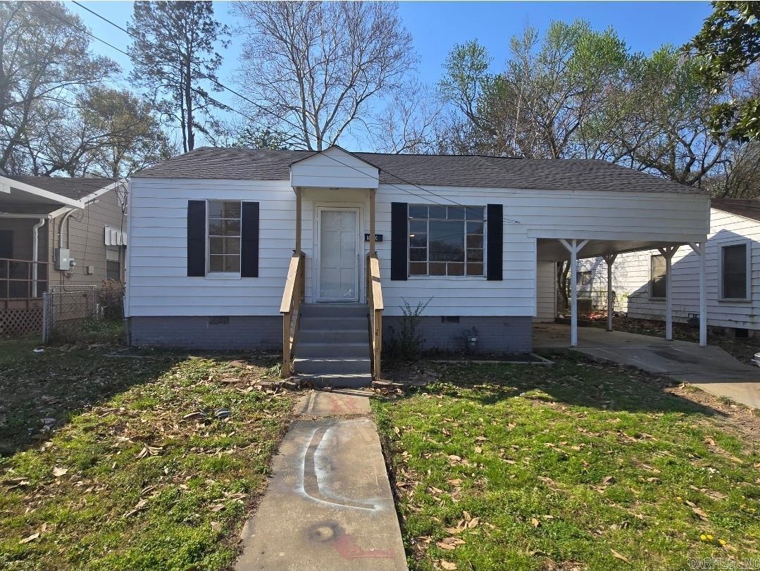 520 W 33rd Street Property Photo 1