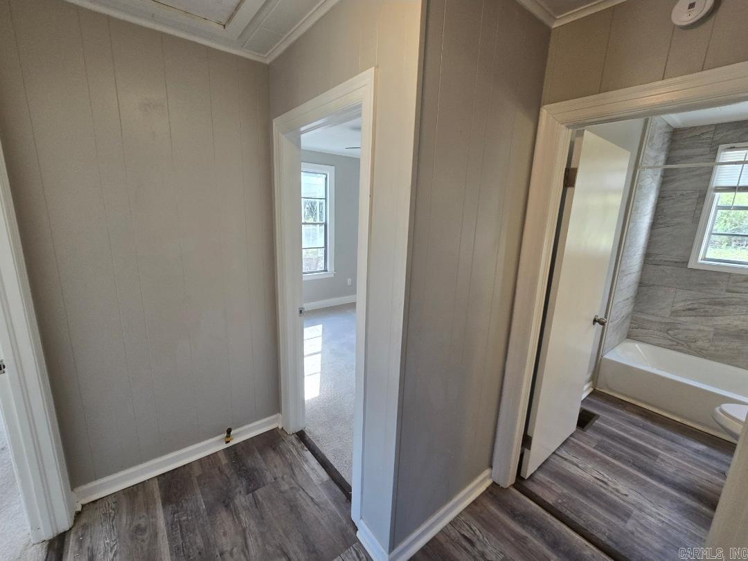 520 W 33rd Street Property Photo 9