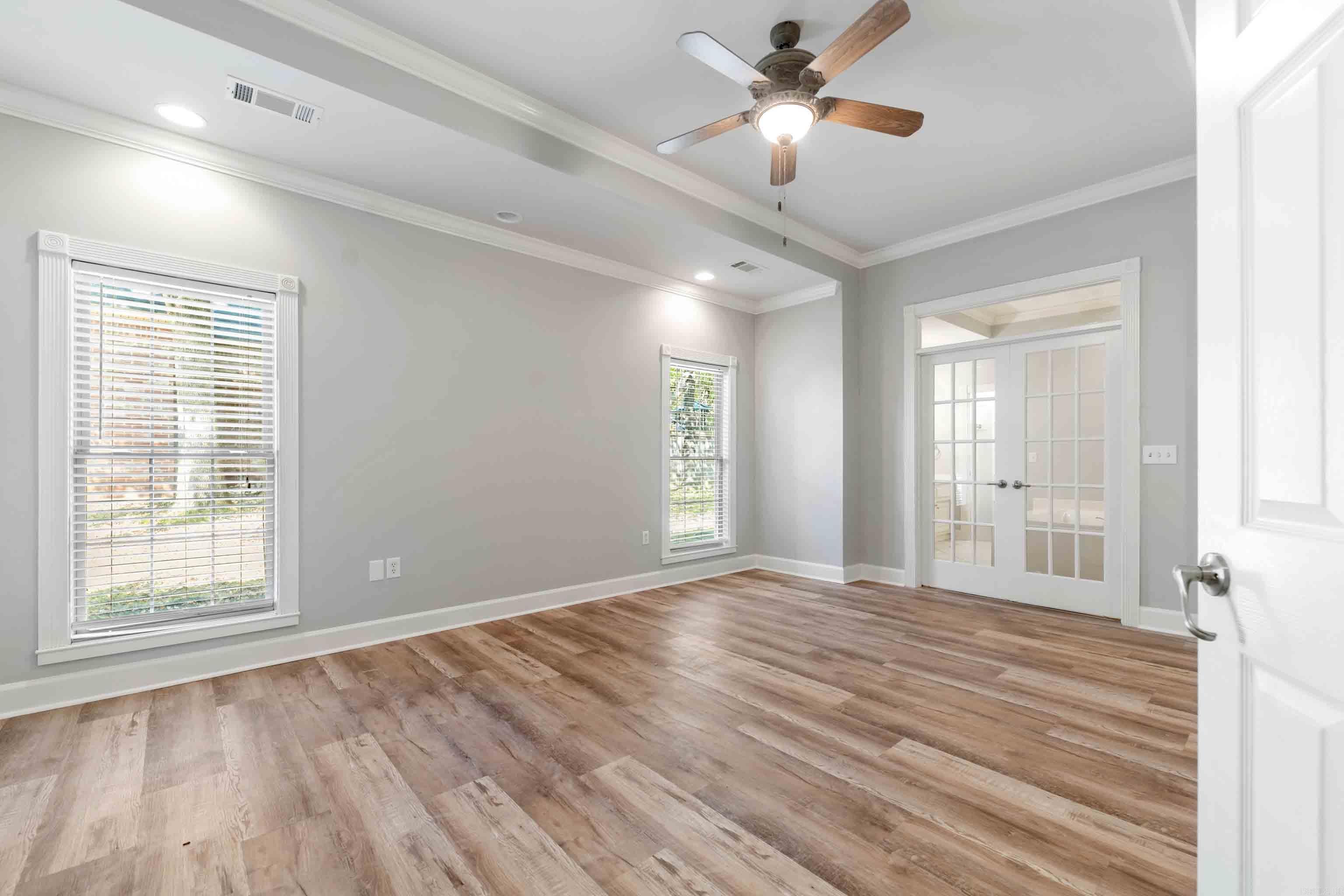 6706 Worth Avenue Property Photo 11