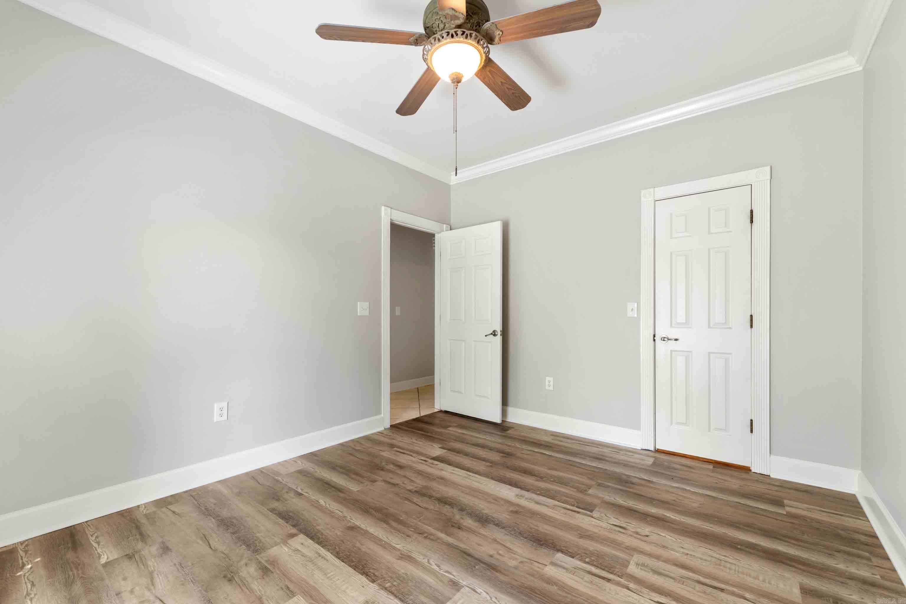 6706 Worth Avenue Property Photo 31