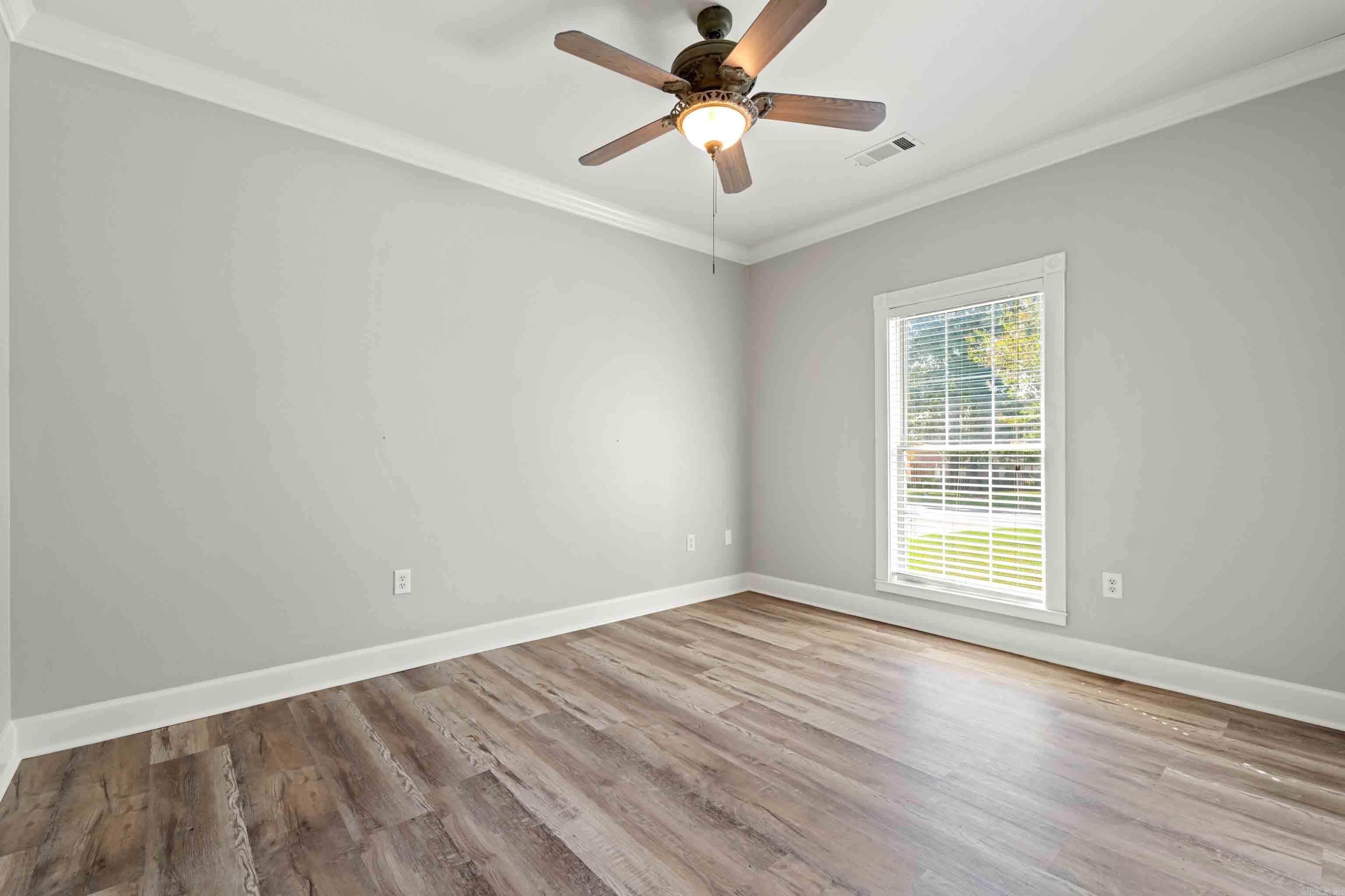 6706 Worth Avenue Property Photo 32
