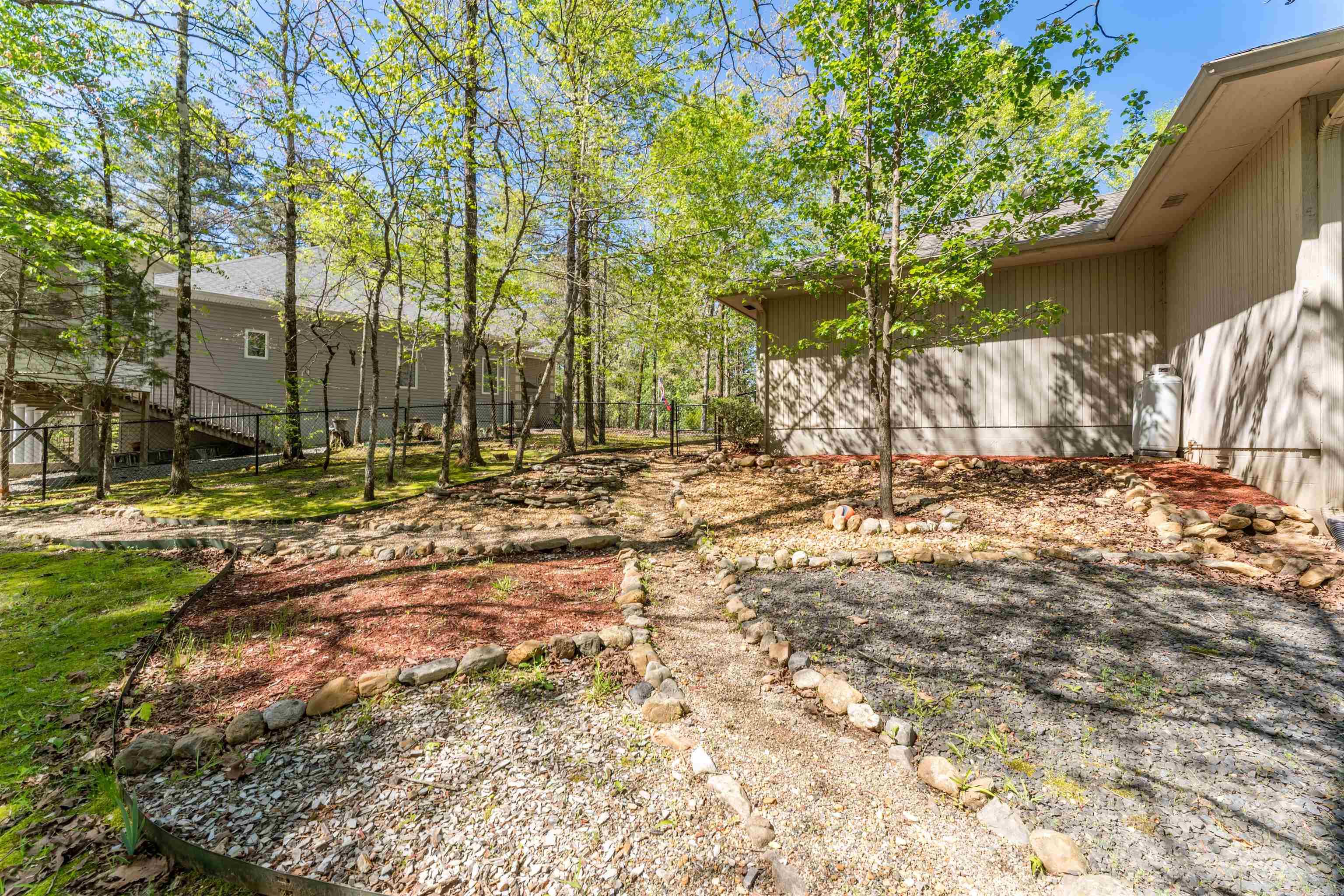 10 Princesa Lane Property Photo 37