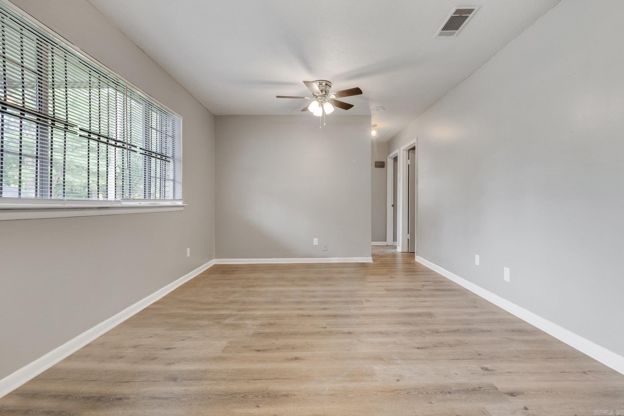 9824 Chicot Road Property Photo 3