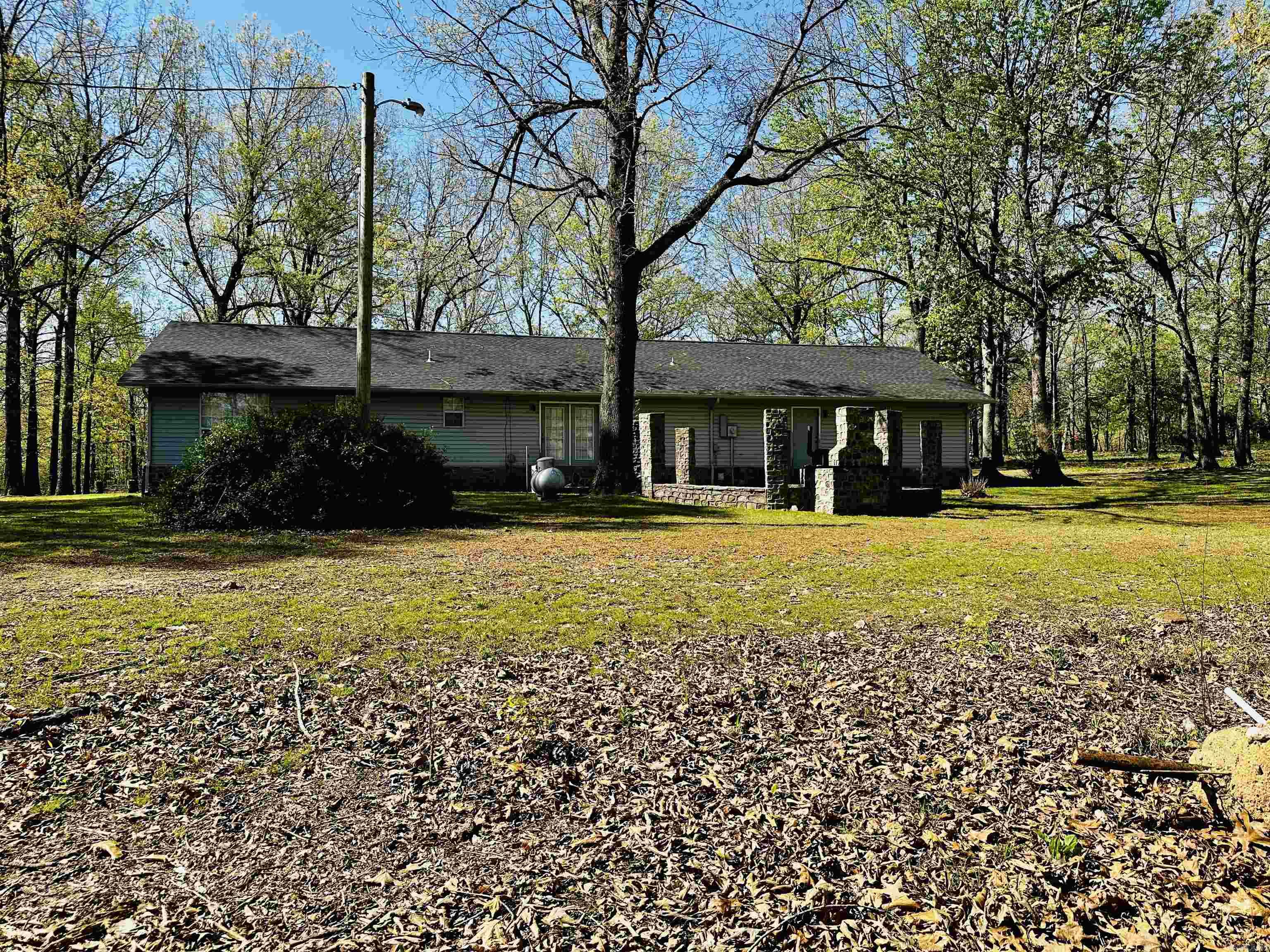 410 Davis Creek Road Property Photo 5