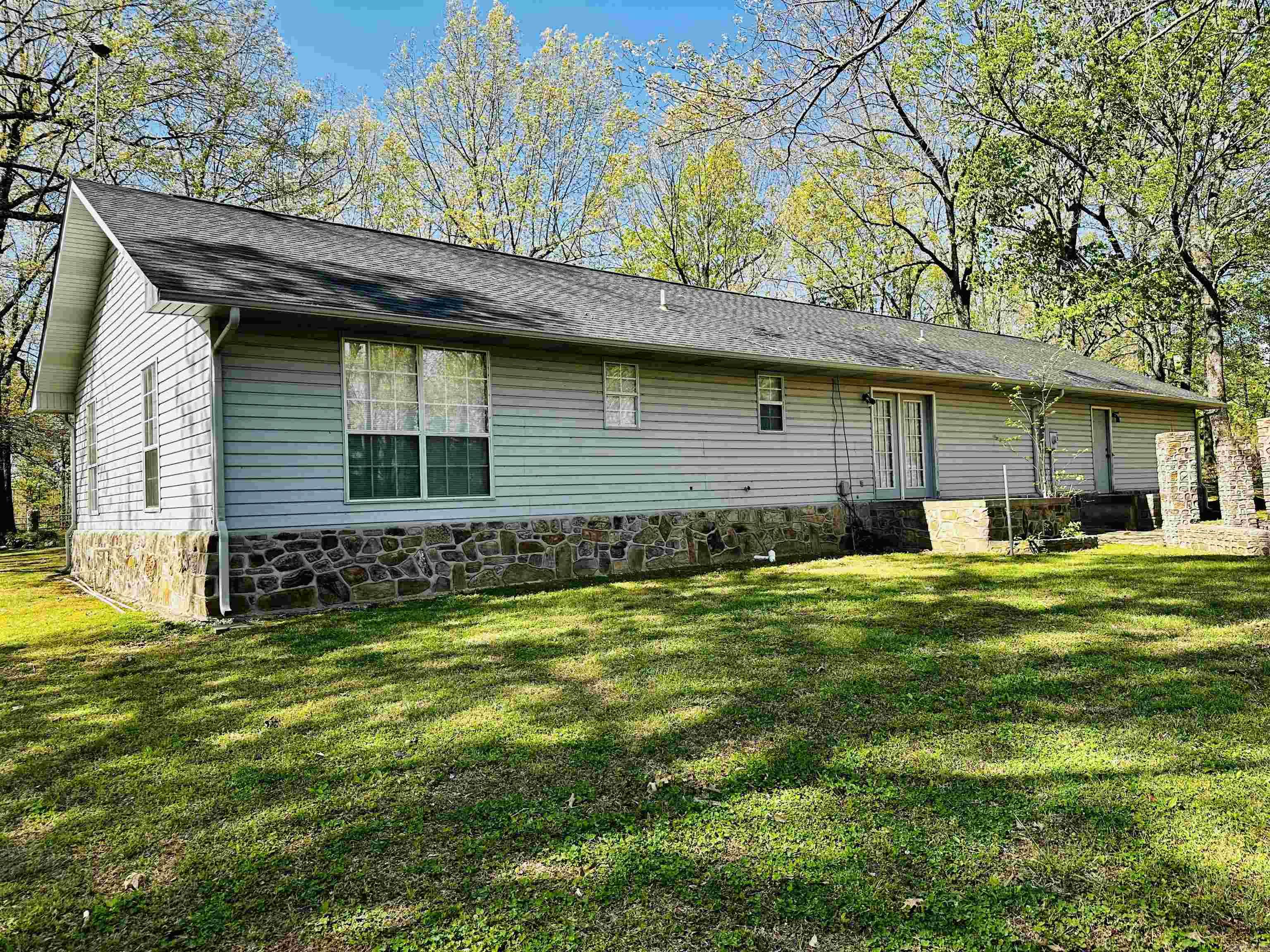 410 Davis Creek Road Property Photo 6