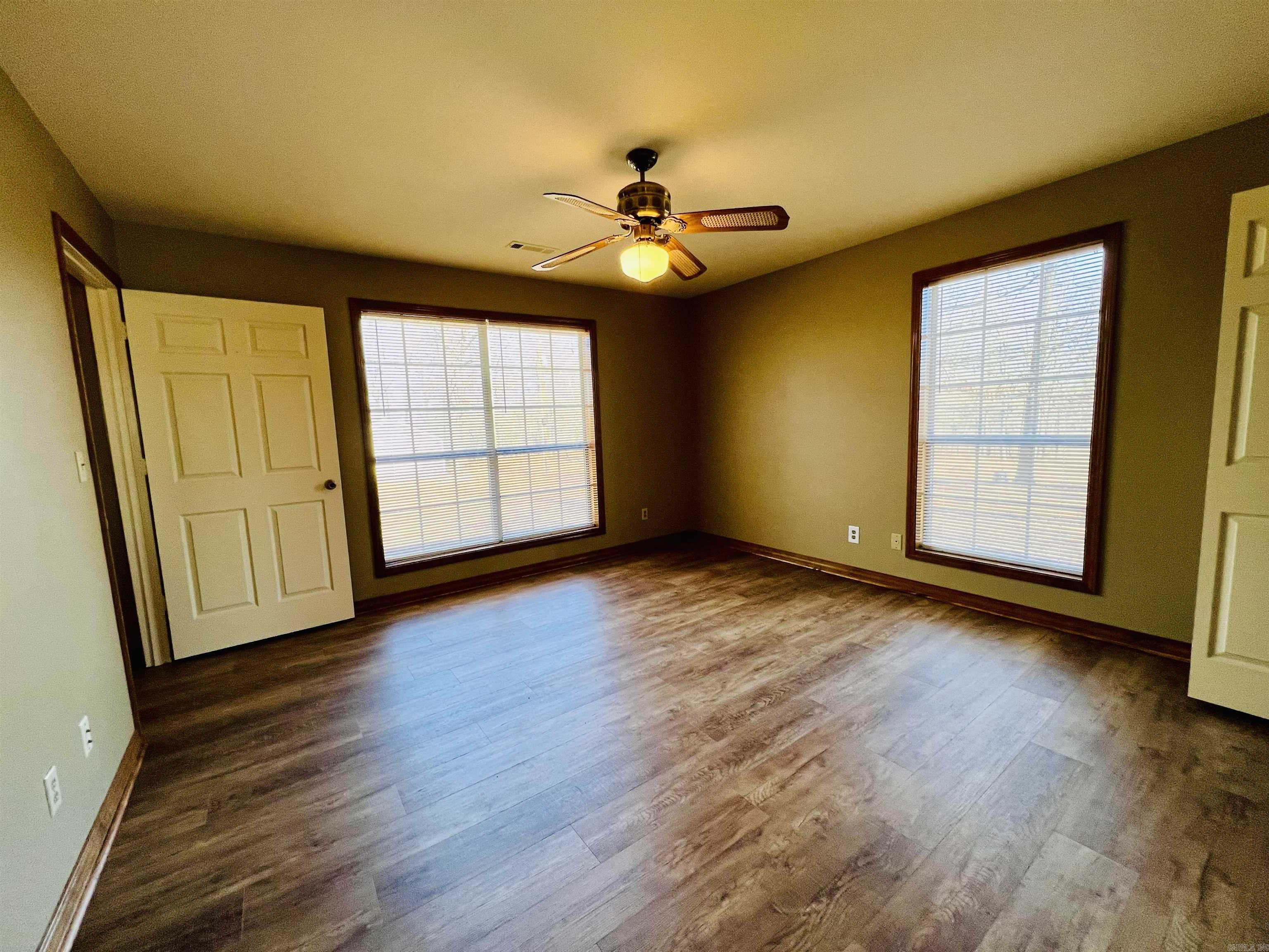 410 Davis Creek Road Property Photo 17