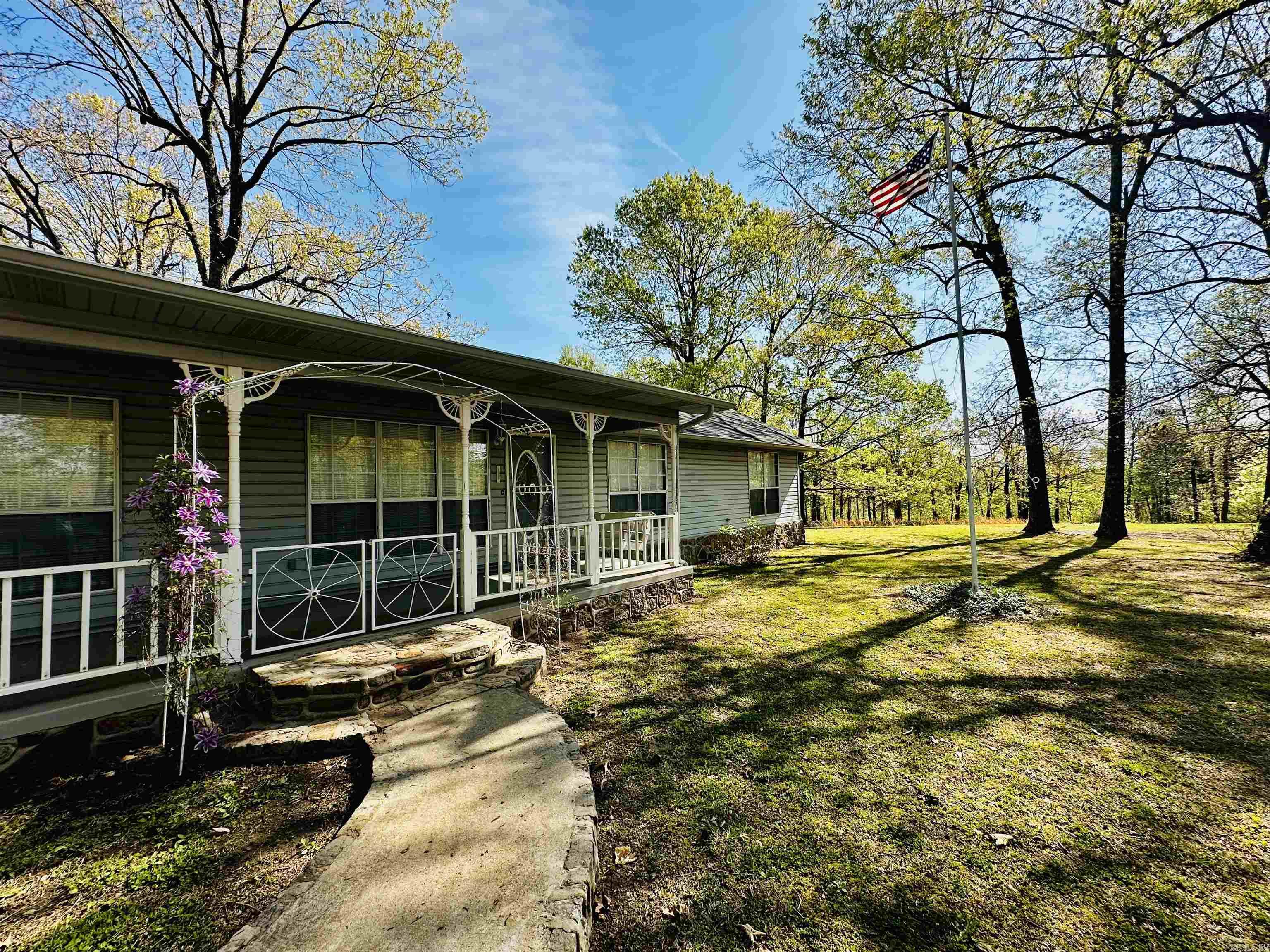 410 Davis Creek Road Property Photo 23
