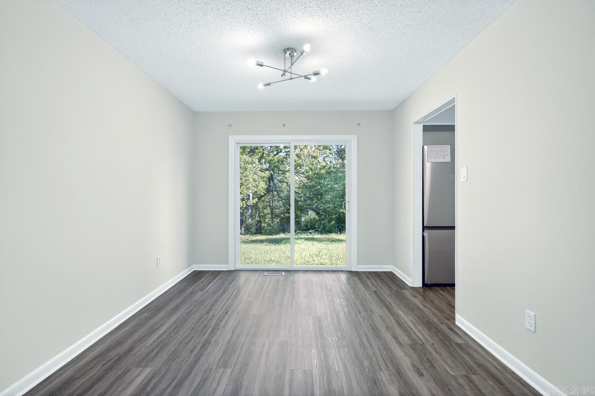 5500 Mcmurtrey Drive Property Photo 7