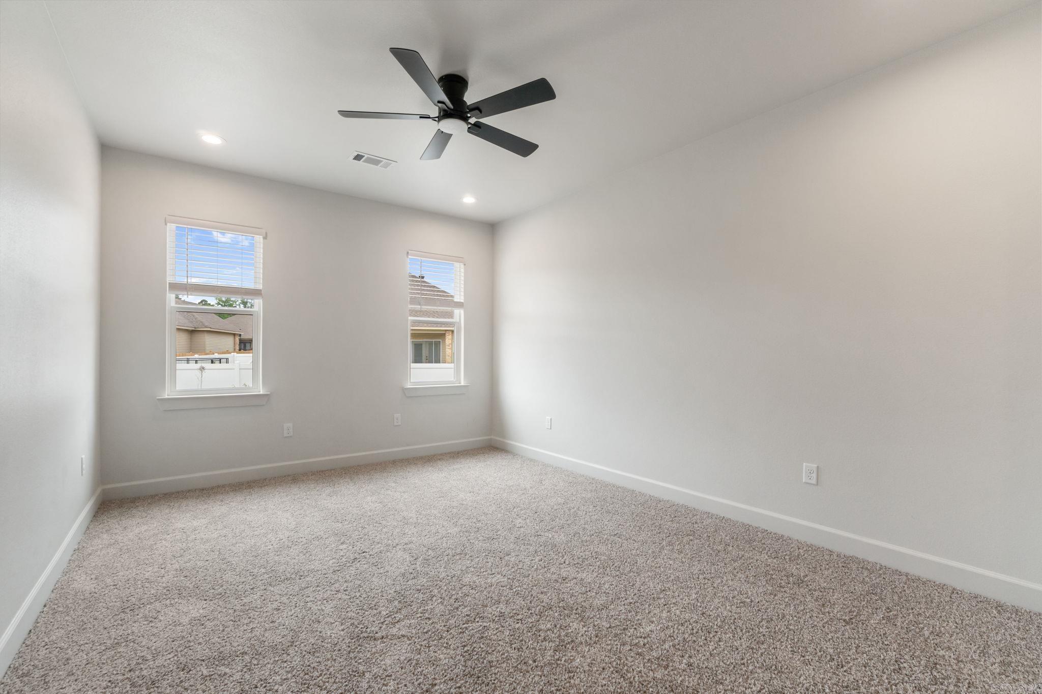 6 Spring Creek Cove Property Photo 18