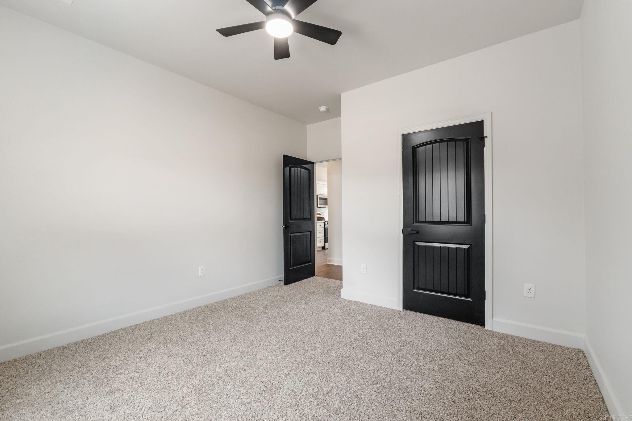6 Spring Creek Cove Property Photo 29