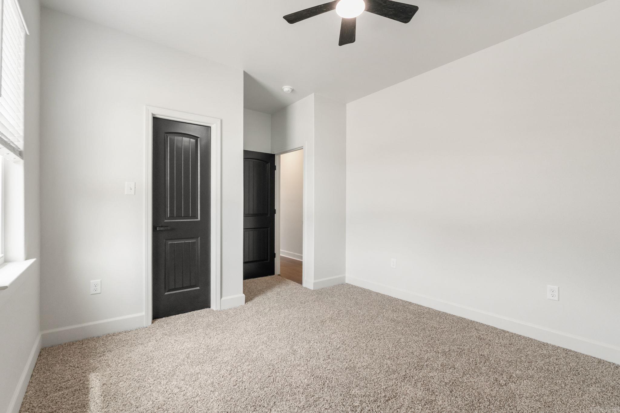6 Spring Creek Cove Property Photo 32