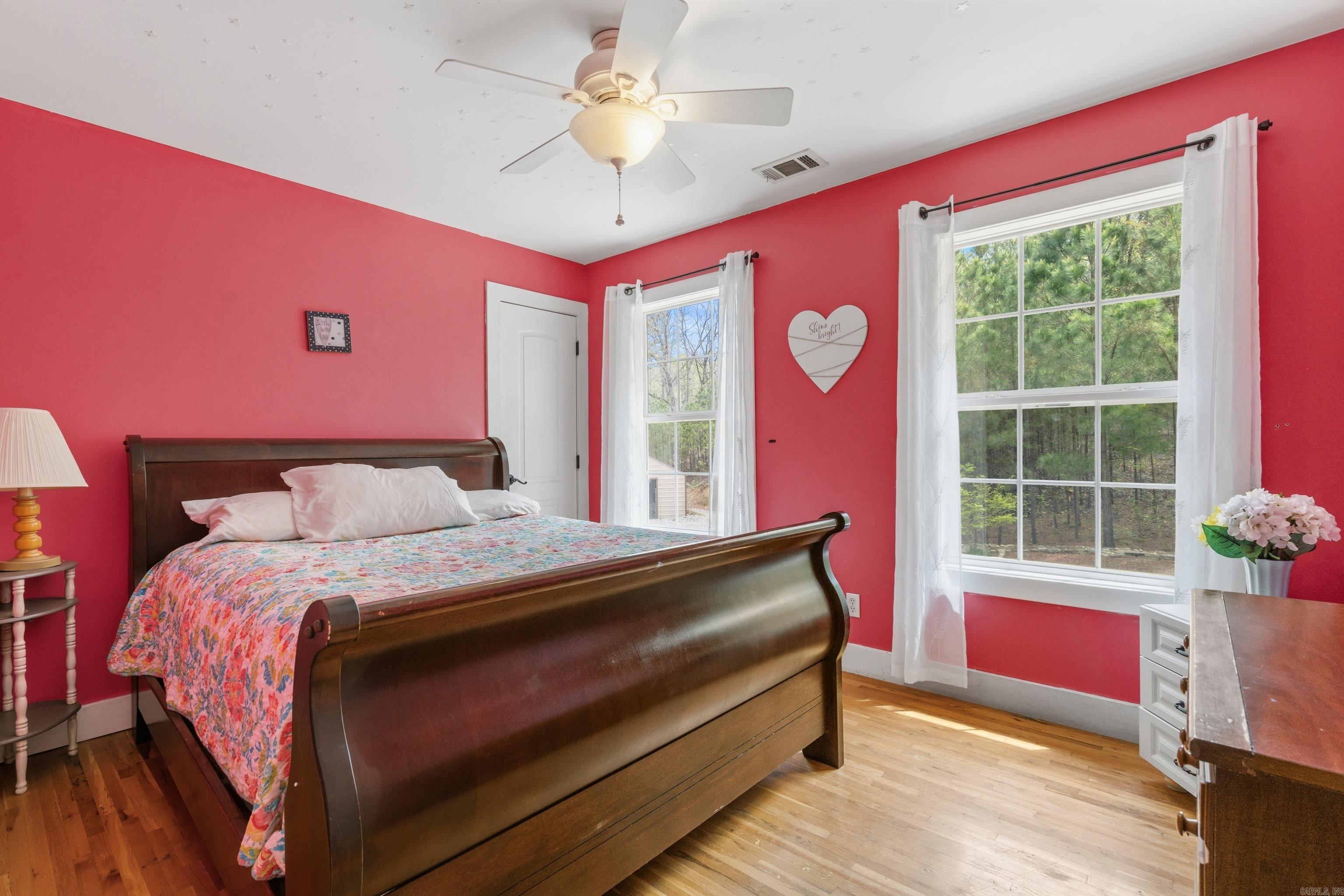 138 Peaceful Valley Trail Property Photo 27