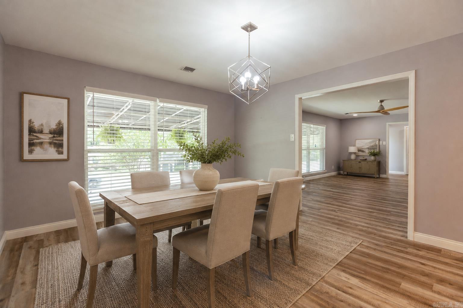 3412 North Hills Boulevard Property Photo 8