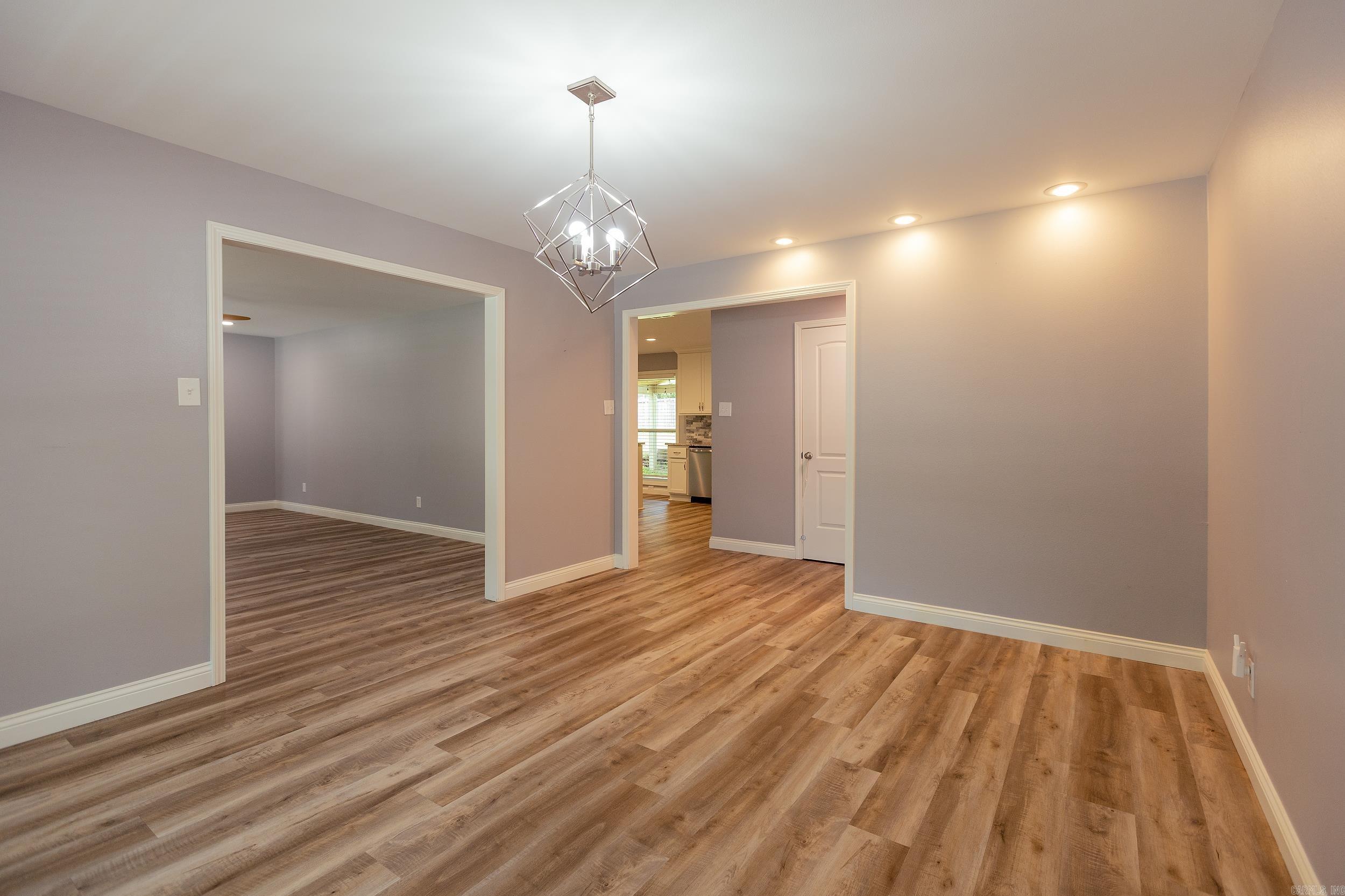 3412 North Hills Boulevard Property Photo 10
