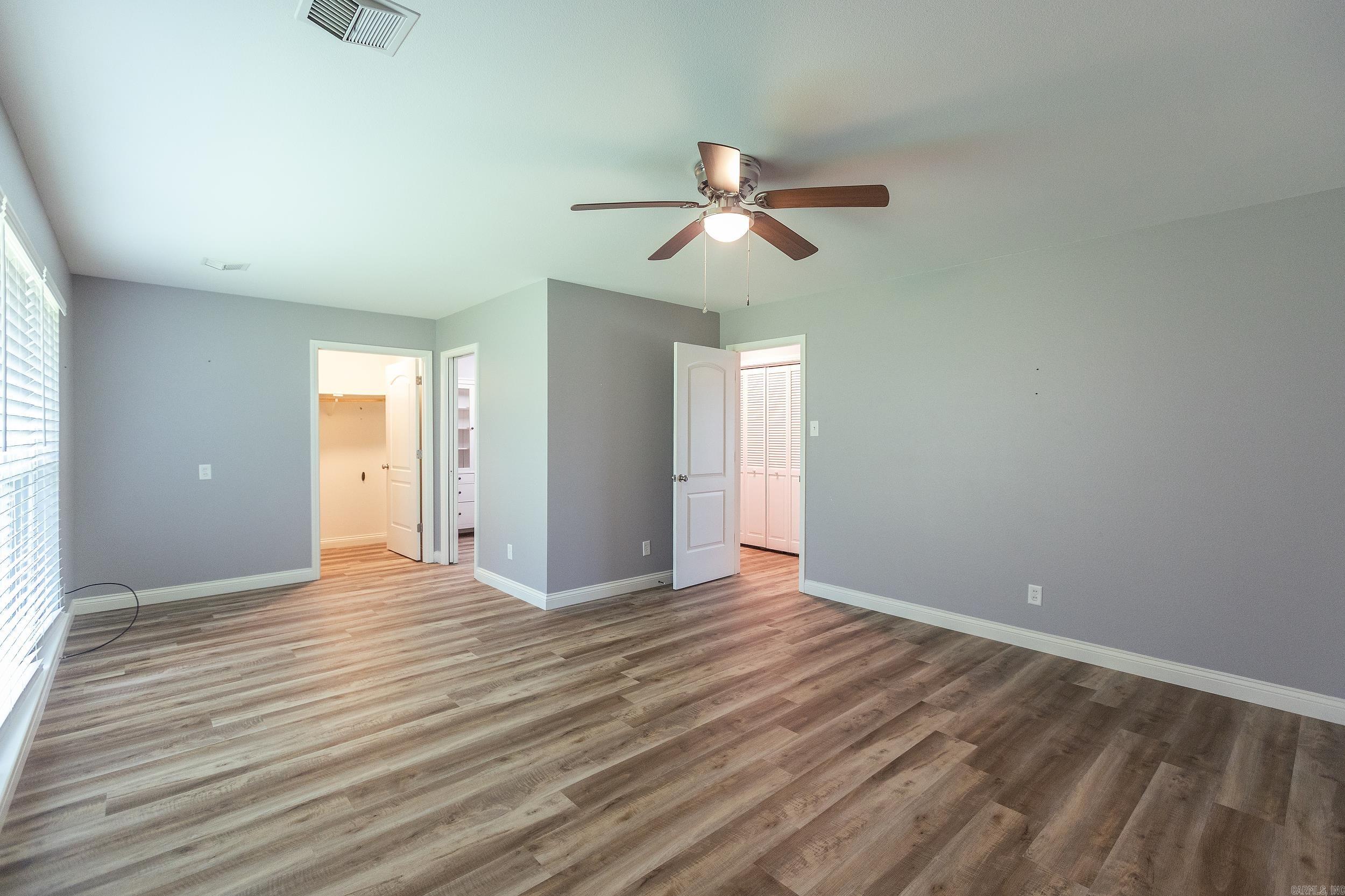 3412 North Hills Boulevard Property Photo 31