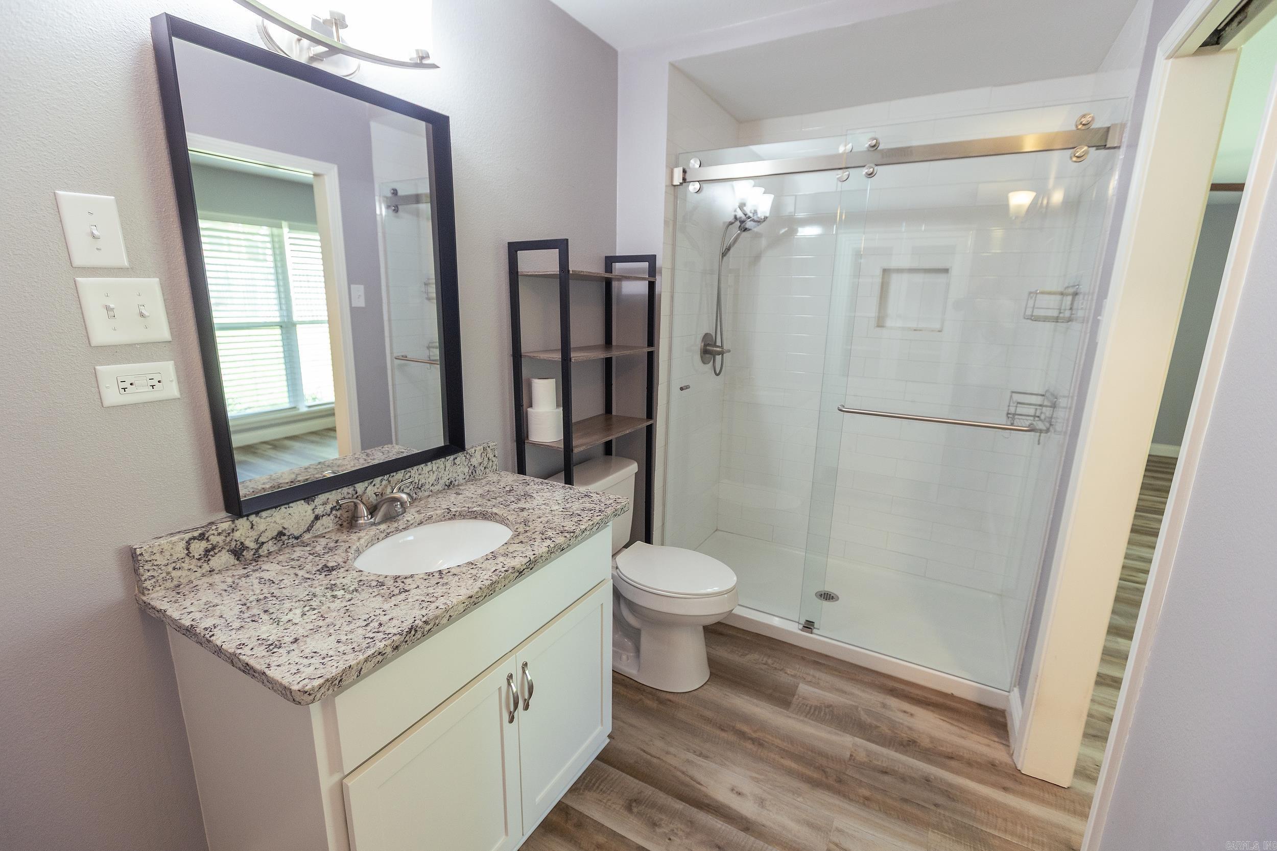 3412 North Hills Boulevard Property Photo 33