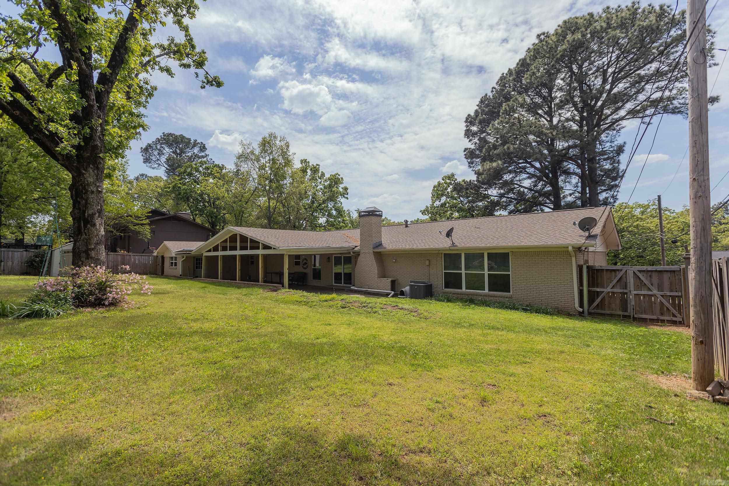 3412 North Hills Boulevard Property Photo 35