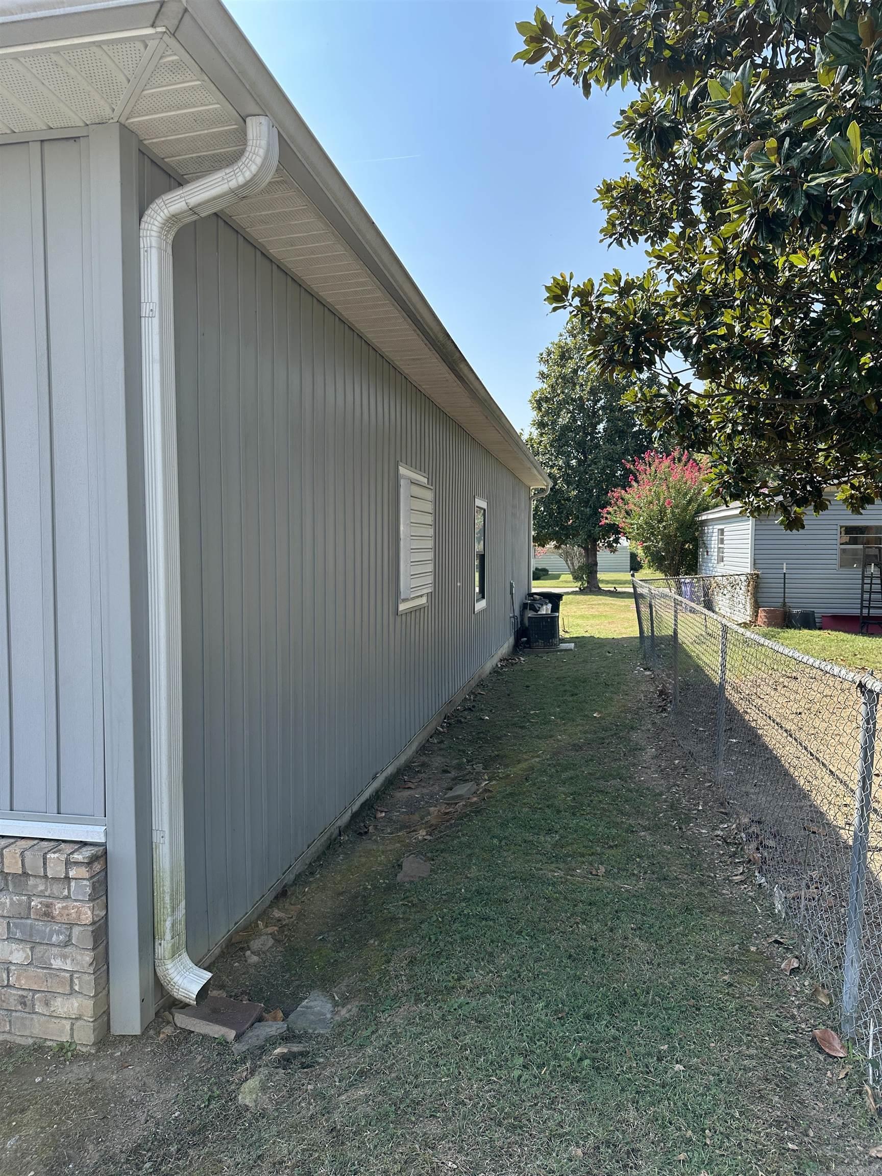 220 S 4th Street Property Photo 5