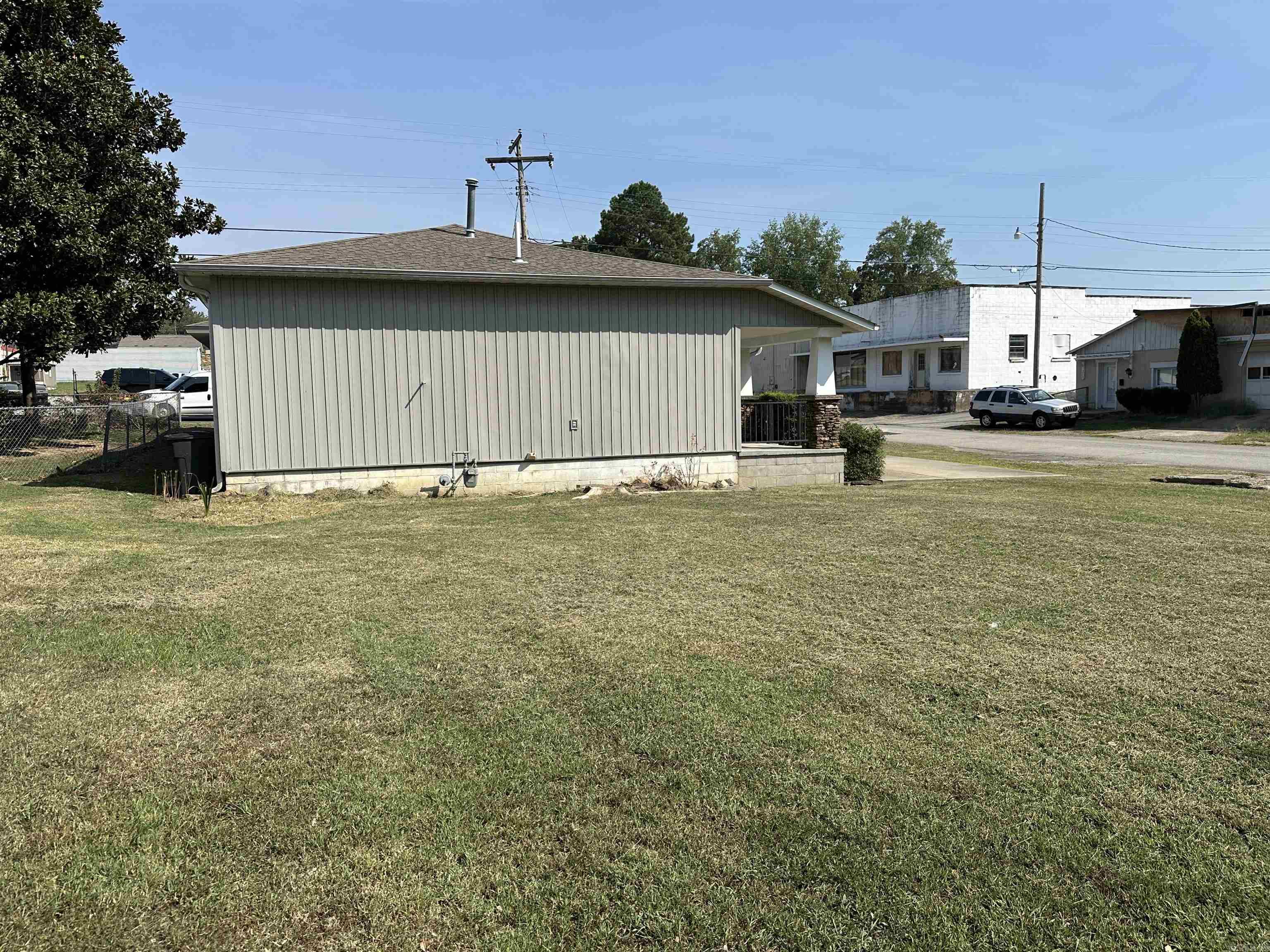 220 S 4th Street Property Photo 7