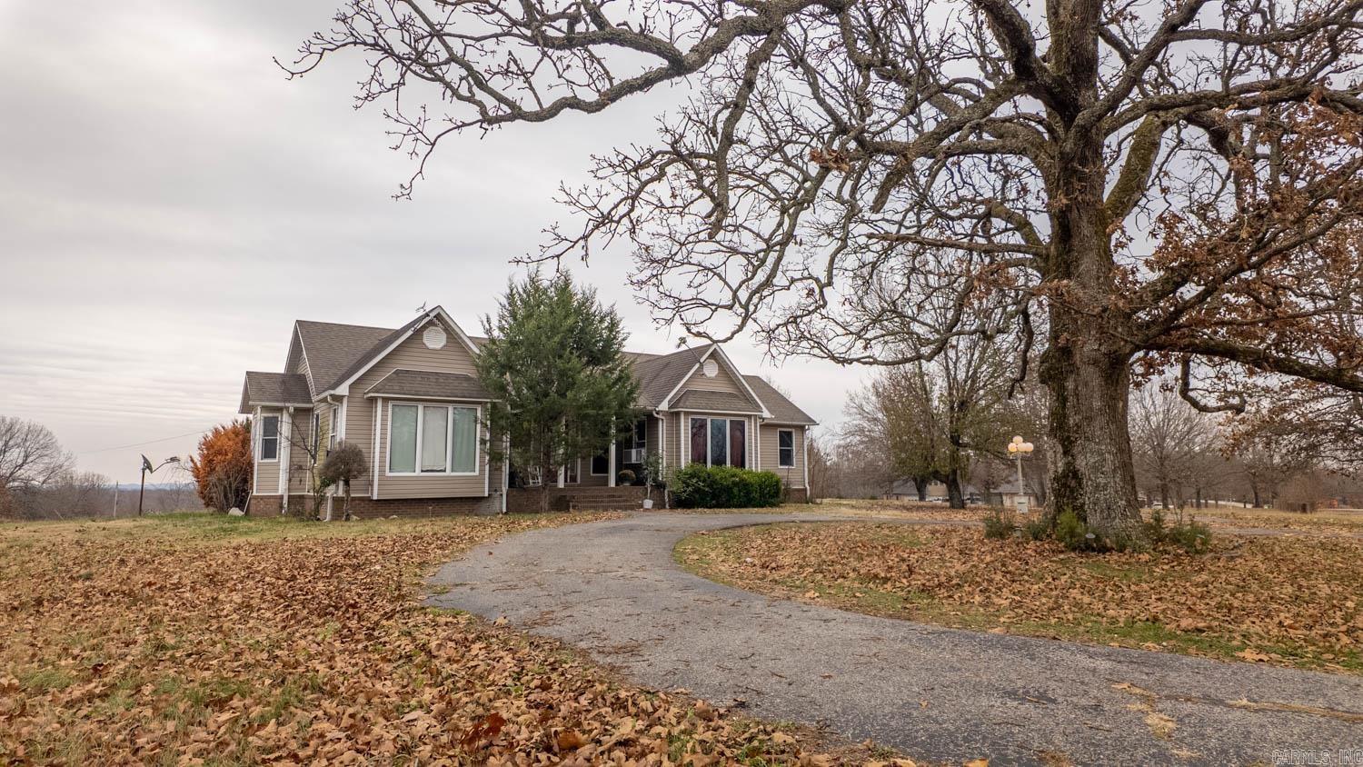 667 County Road 364 Property Photo 41