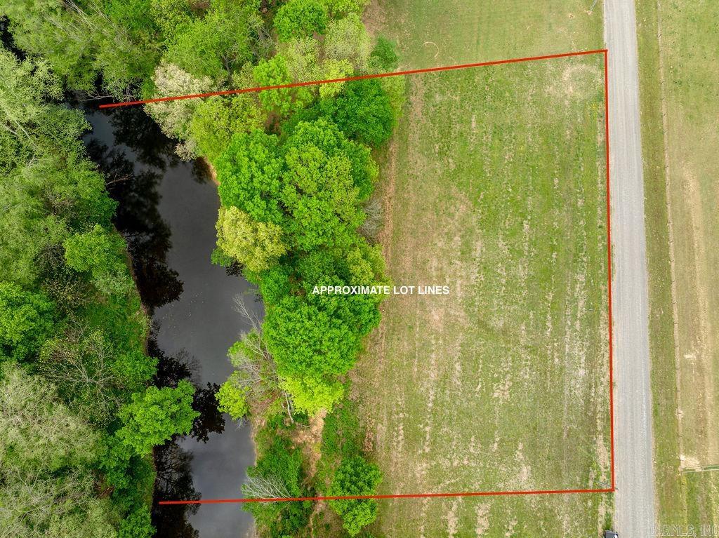 000 Sunshine Property Photo 2