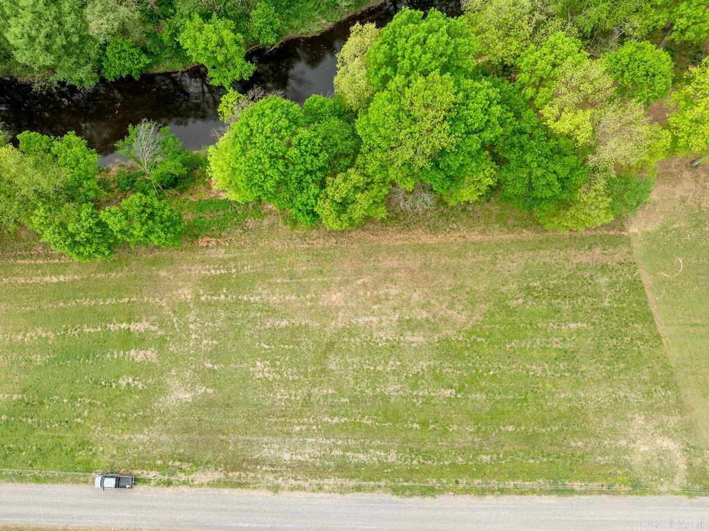 000 Sunshine Property Photo 13