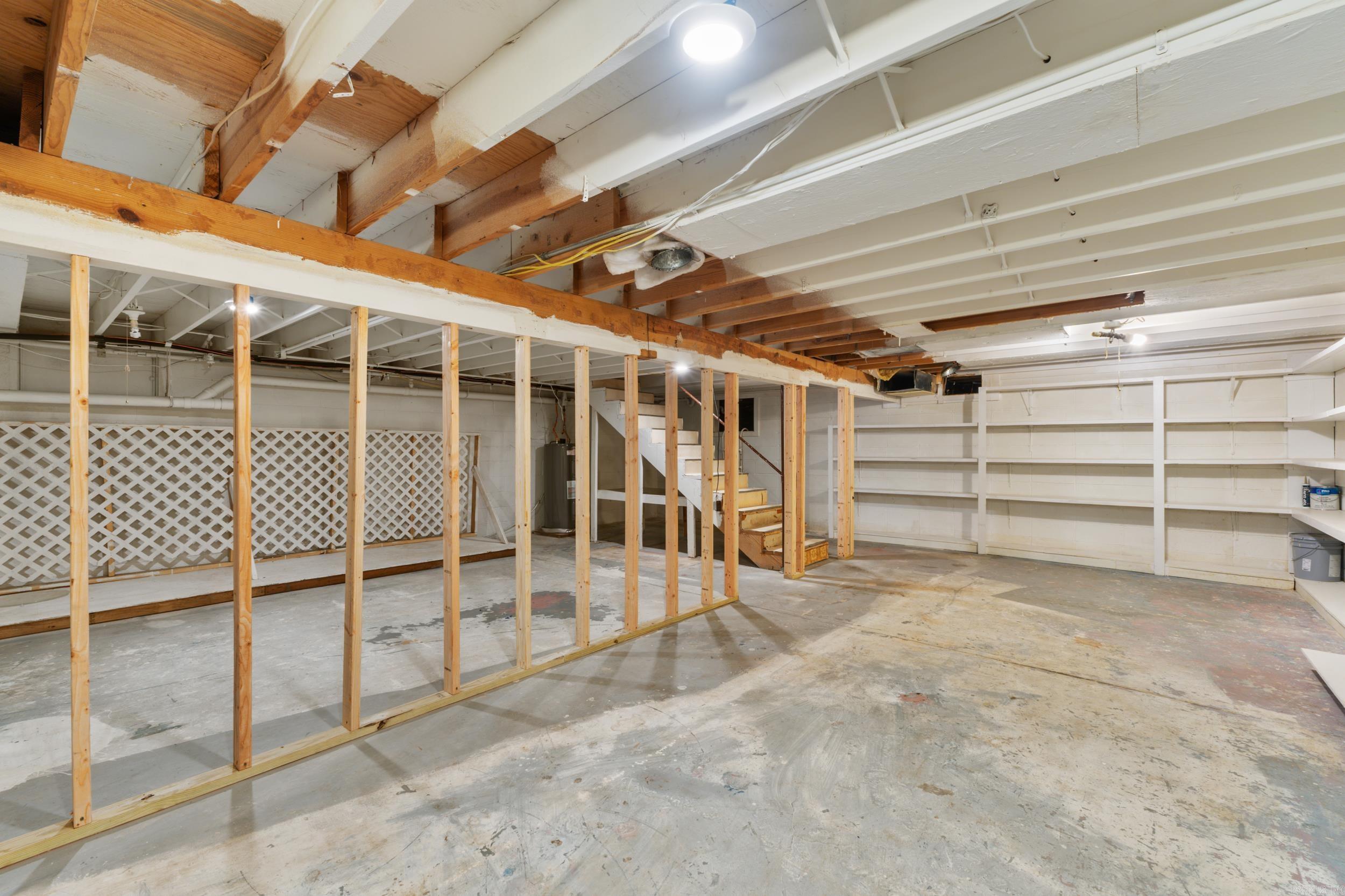 399 Shore Drive Property Photo 29
